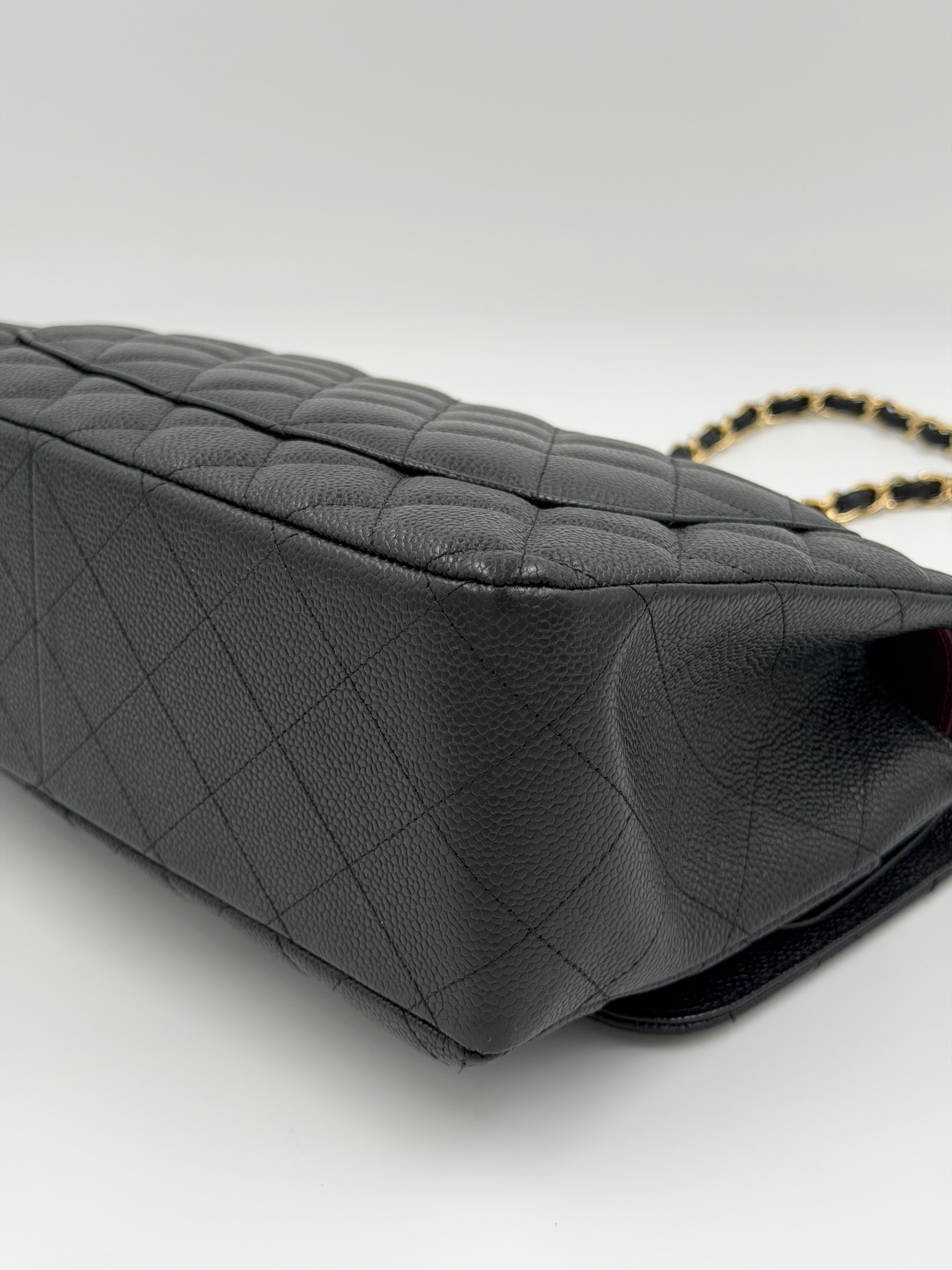 Pre-owned Chanel Black Caviar Jumbo Double Flap Gold Hardware - Authenticated