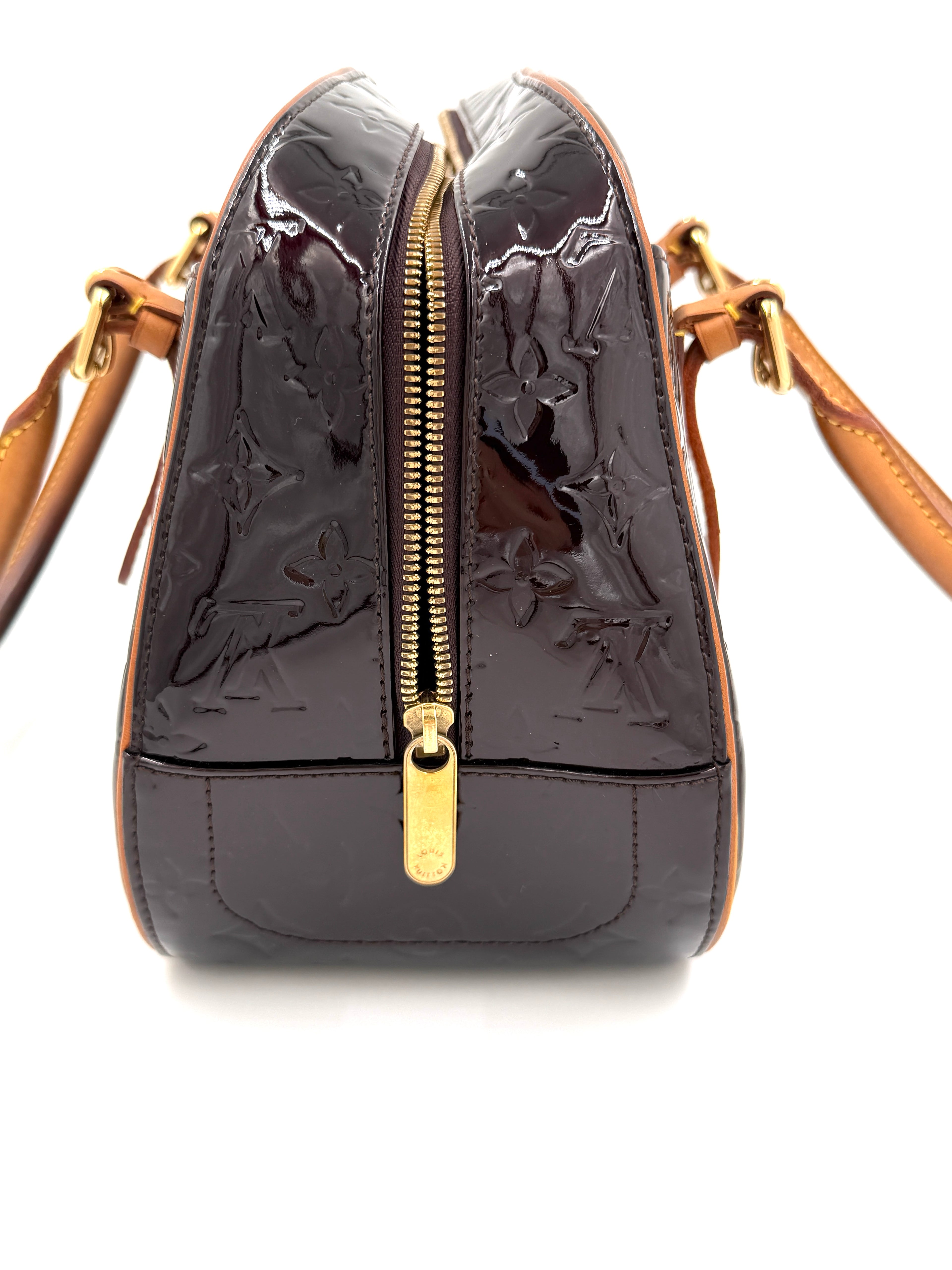 Pre-Owned Louis Vuitton Summit Drive Monogram Vernis Bag - Authenticated