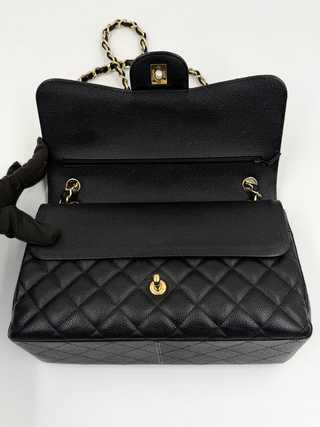 Pre-owned Chanel Black Caviar Jumbo Double Flap Gold Hardware - Authenticated