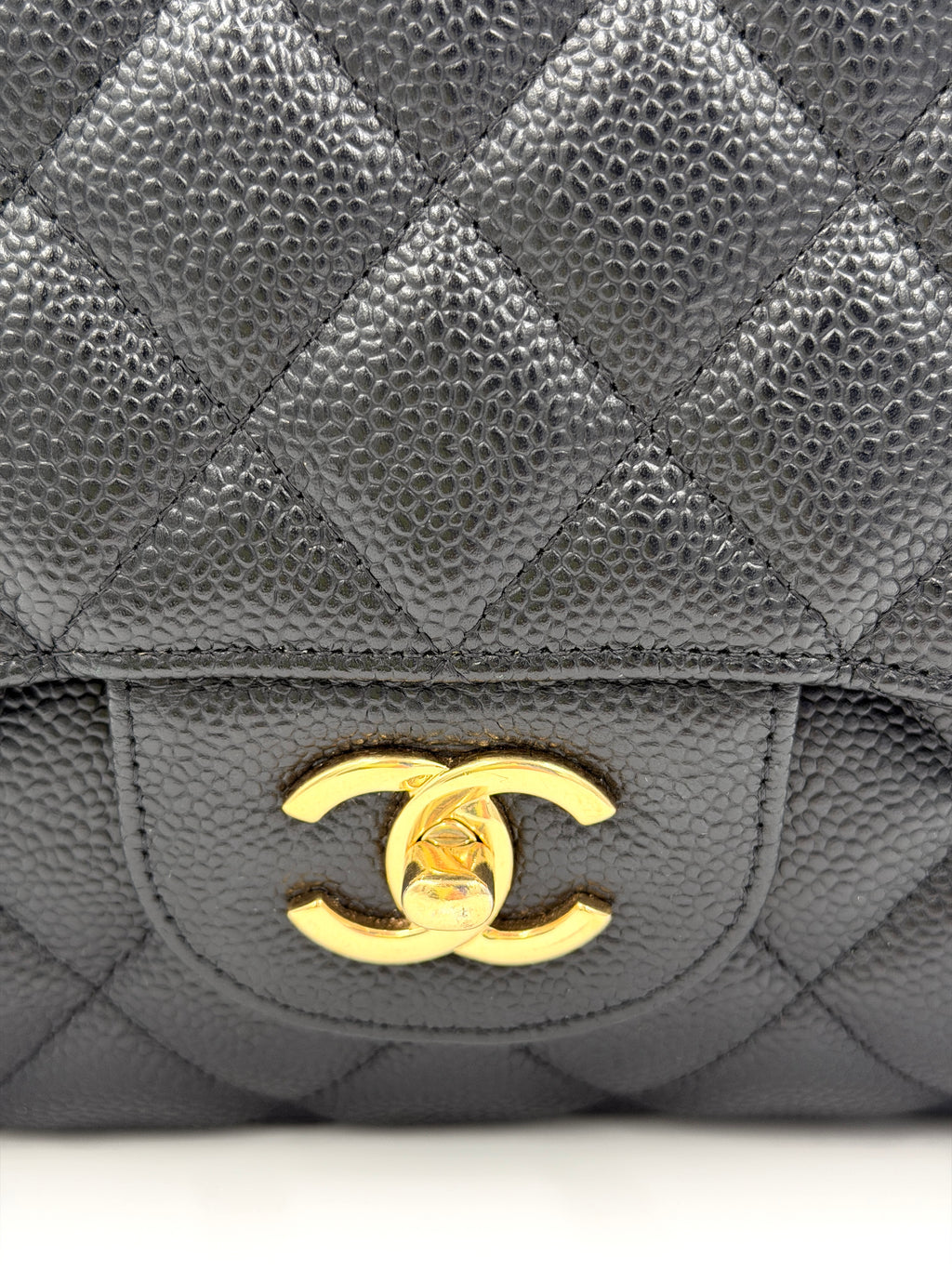 Pre-owned Chanel Black Caviar Jumbo Double Flap Gold Hardware - Authenticated