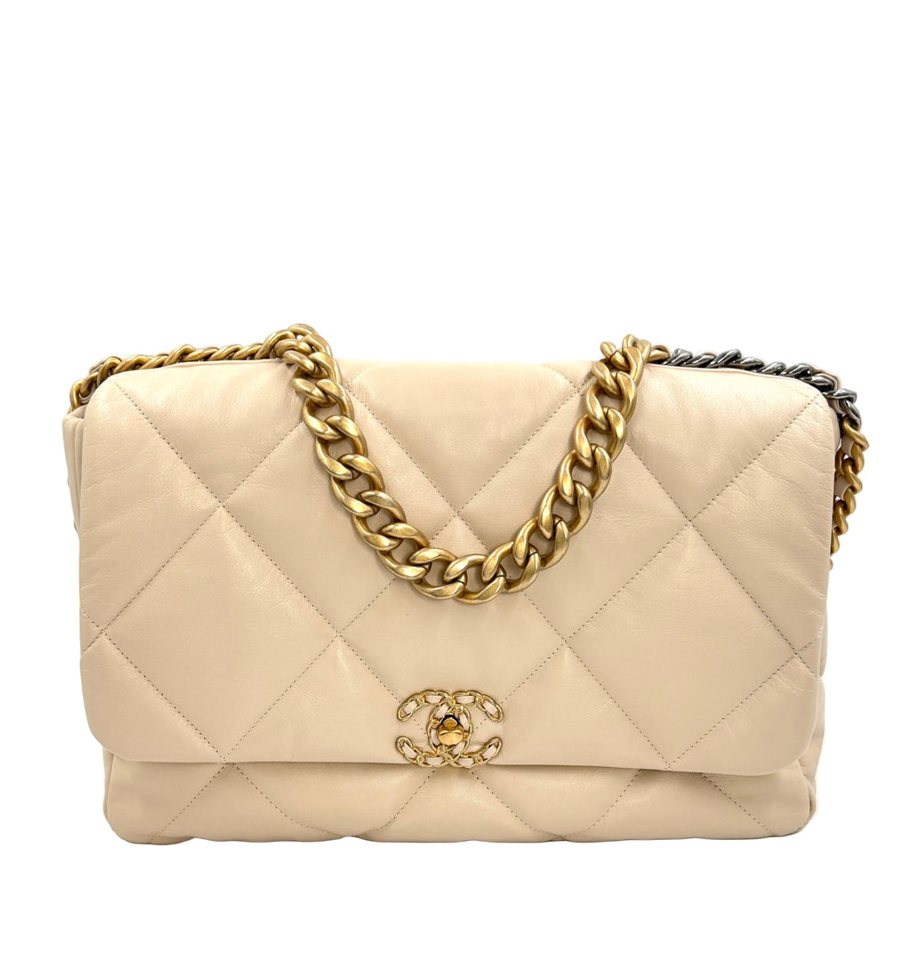 Pre-owned Chanel 19 Maxi Beige Goatskin Mixed Hardware - Authenticated