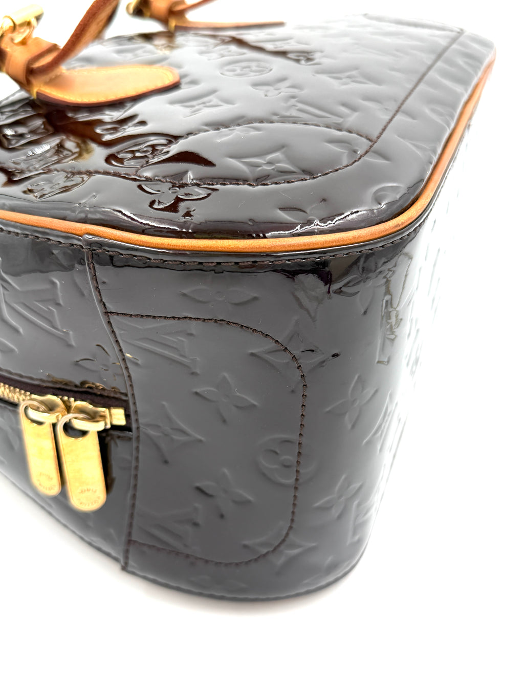 Pre-Owned Louis Vuitton Summit Drive Monogram Vernis Bag - Authenticated