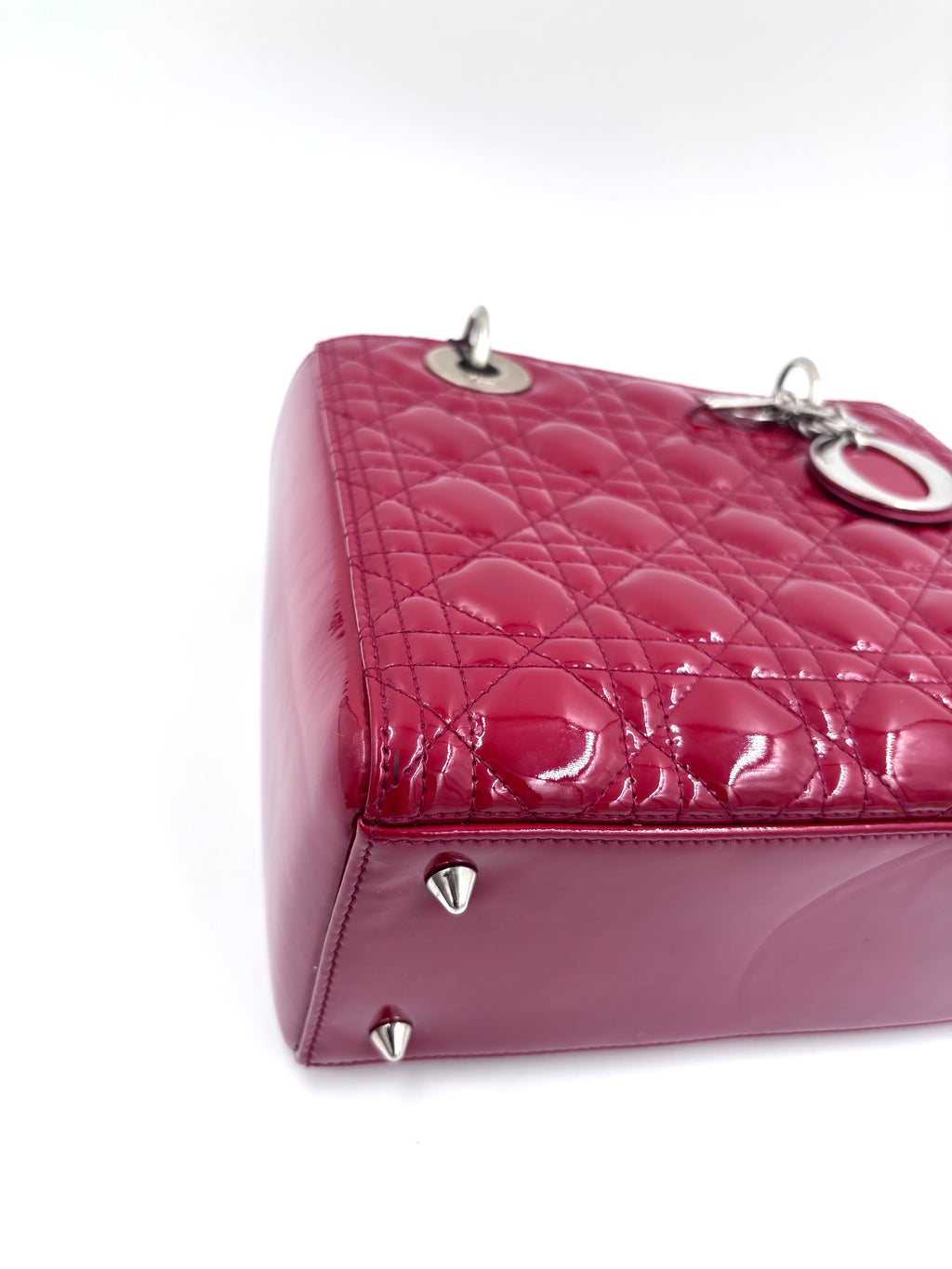 Pre-owned Medium Lady Dior Bag Cherry Red Patent Cannage Calfskin - Authenticated