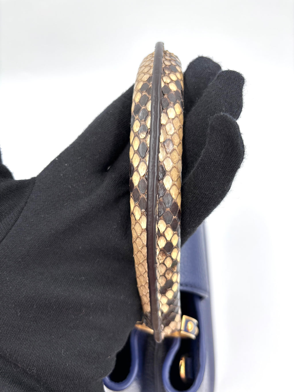 Pre-owned Louis Vuitton Capucines MM Navy Taurillon Python Handle - Authenticated