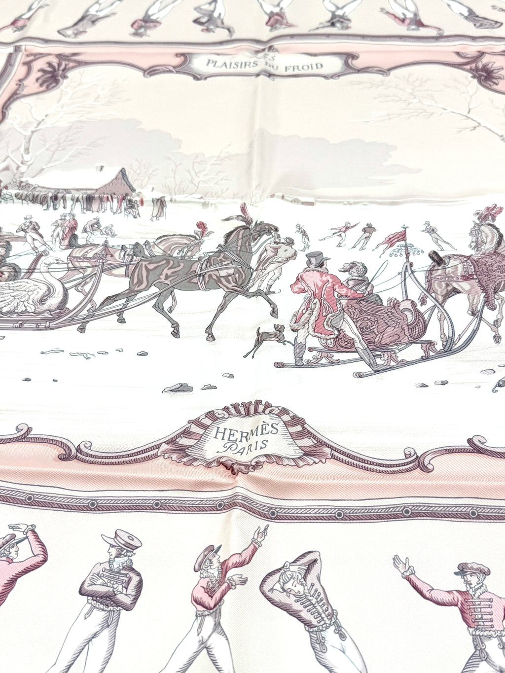 Pre-owned Hermès Plaisirs Du Froid Silk Scarf and Box