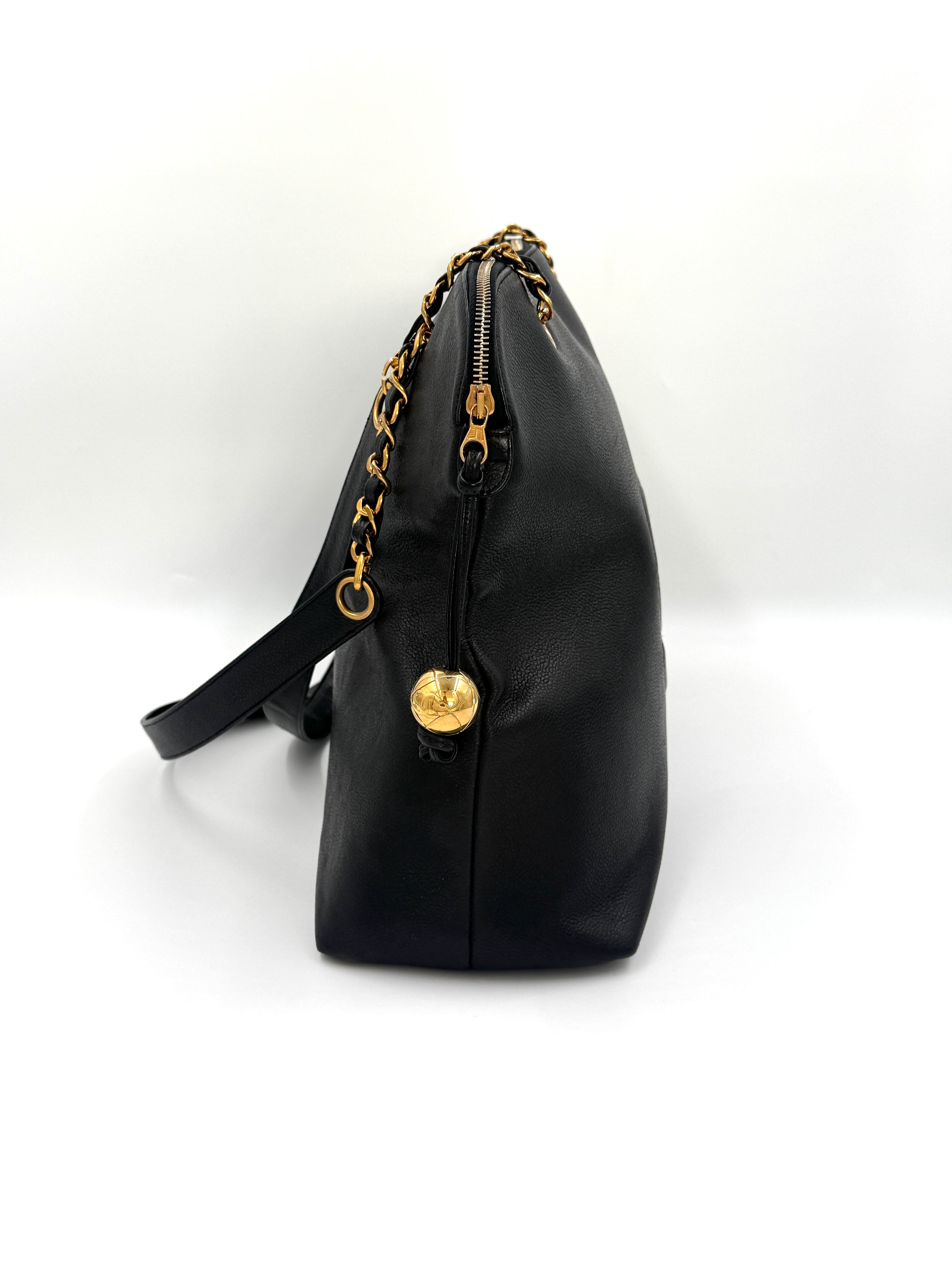 Pre-Owned Chanel Caviar Leather CC Shoulder Bag Series 3 1994-1996 - Authenticated