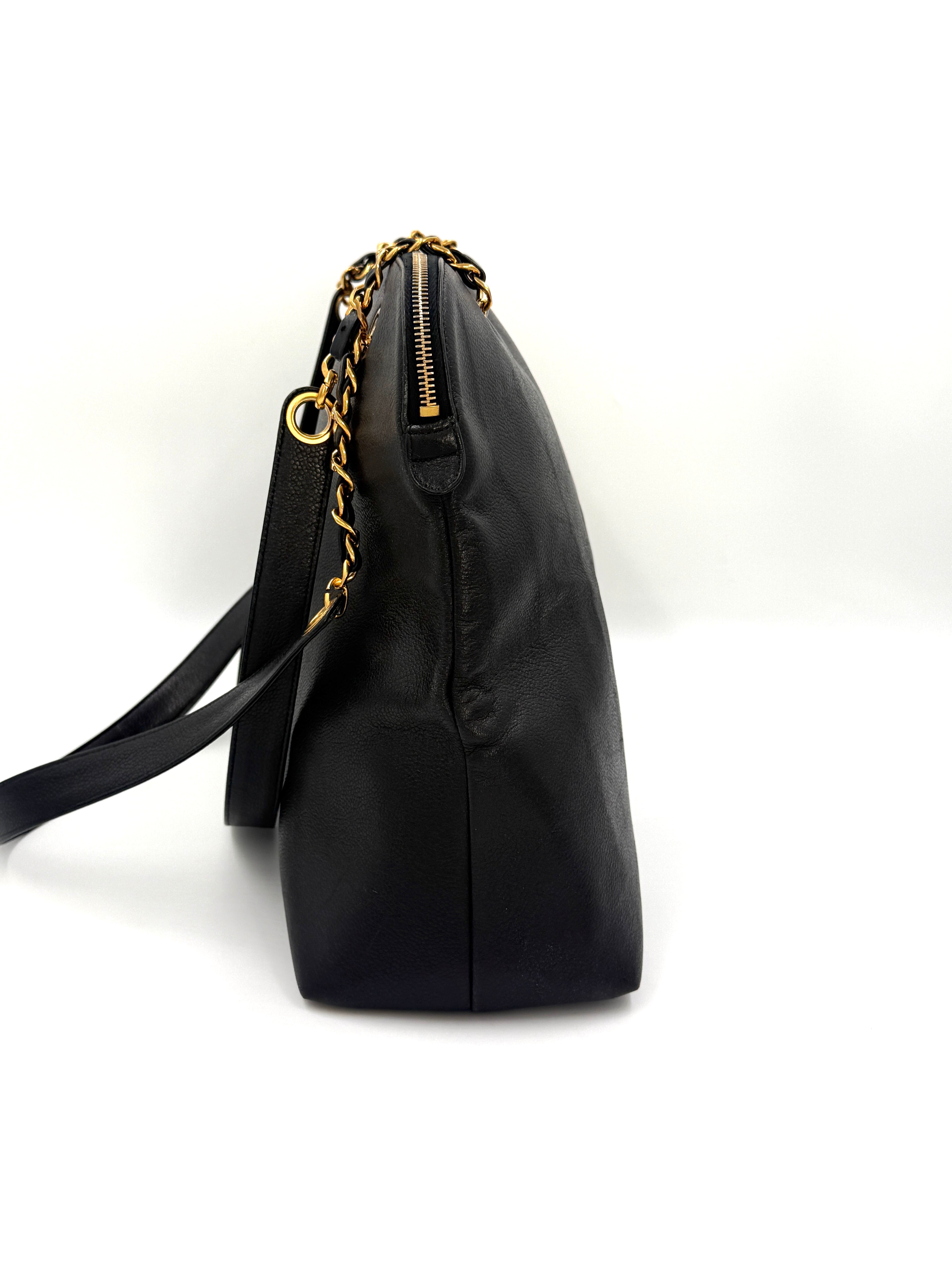 Pre-Owned Chanel Caviar Leather CC Shoulder Bag Series 3 1994-1996 - Authenticated