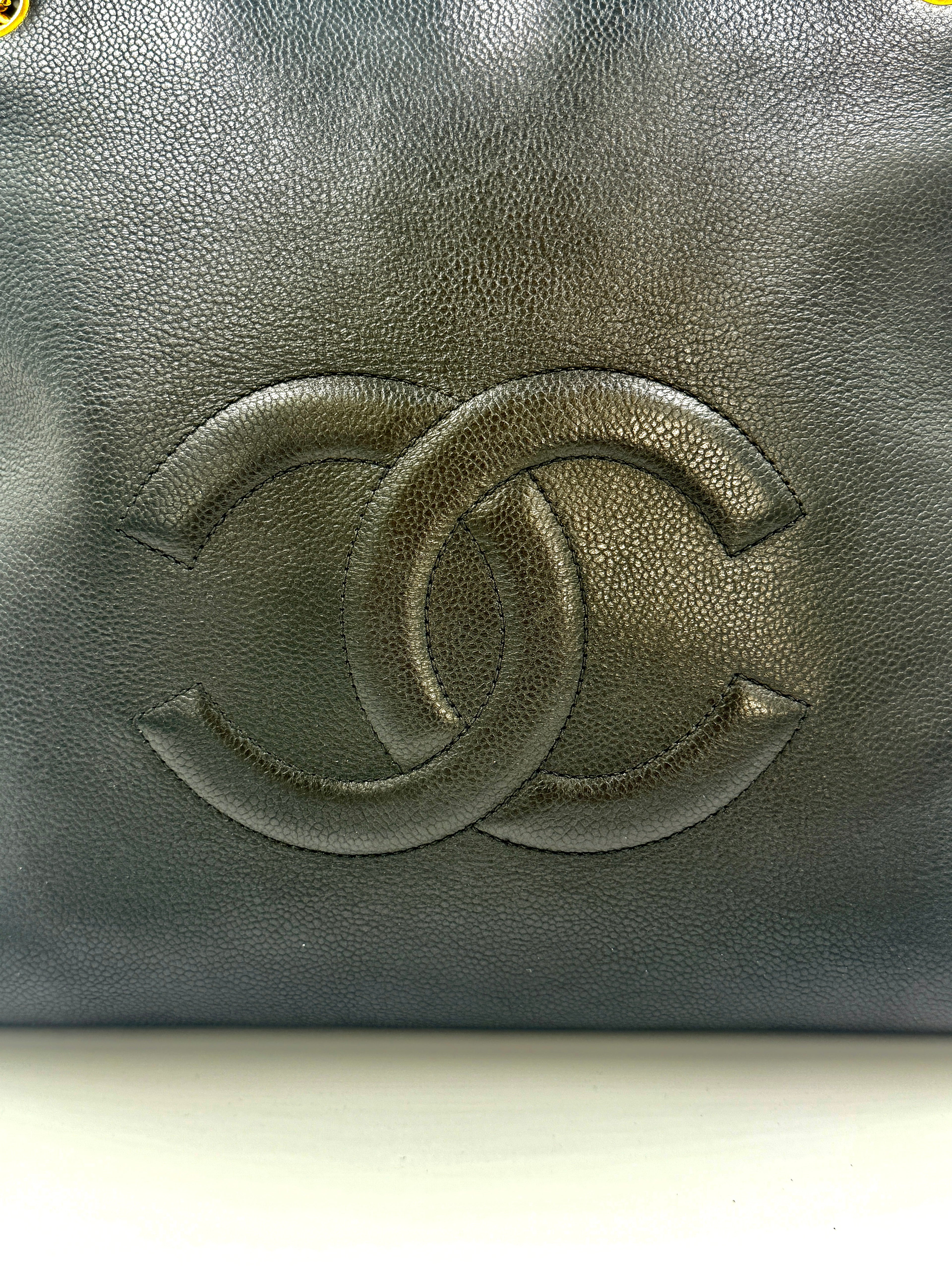 Pre-Owned Chanel Caviar Leather CC Shoulder Bag Series 3 1994-1996 - Authenticated