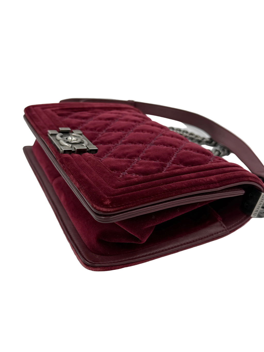 Pre-Owned Chanel Oxblood Quilted Velvet Medium Boy Bag - Authenticated