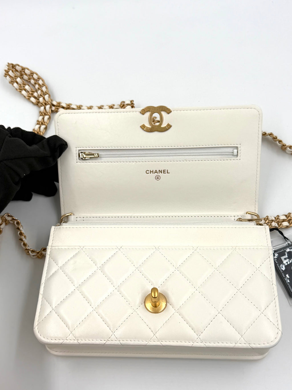 Pre-owned Chanel Lambskin Quilted Romance Wallet On Chain White Aged Gold Hardware - Authenticated