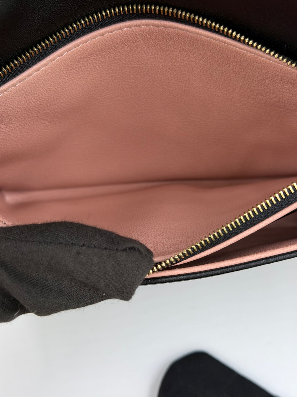 Pre-owned Louis Vuitton Pochette Coussin Black Embossed Lambskin Gold Hardware - Authenticated