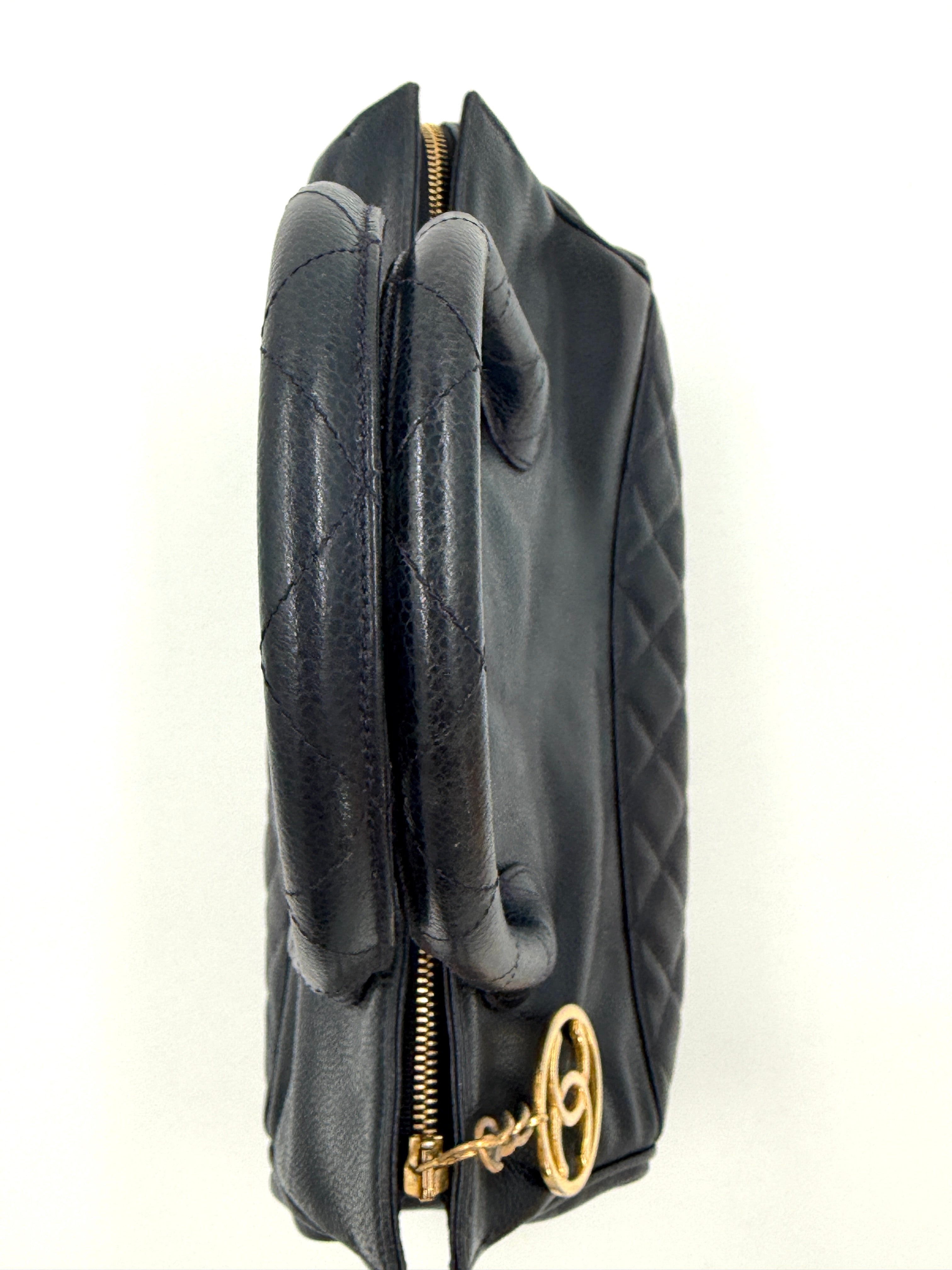 Pre-Owned Chanel Runway Dark Navy Caviar Doctors Handbag Gold Accent - Authenticated