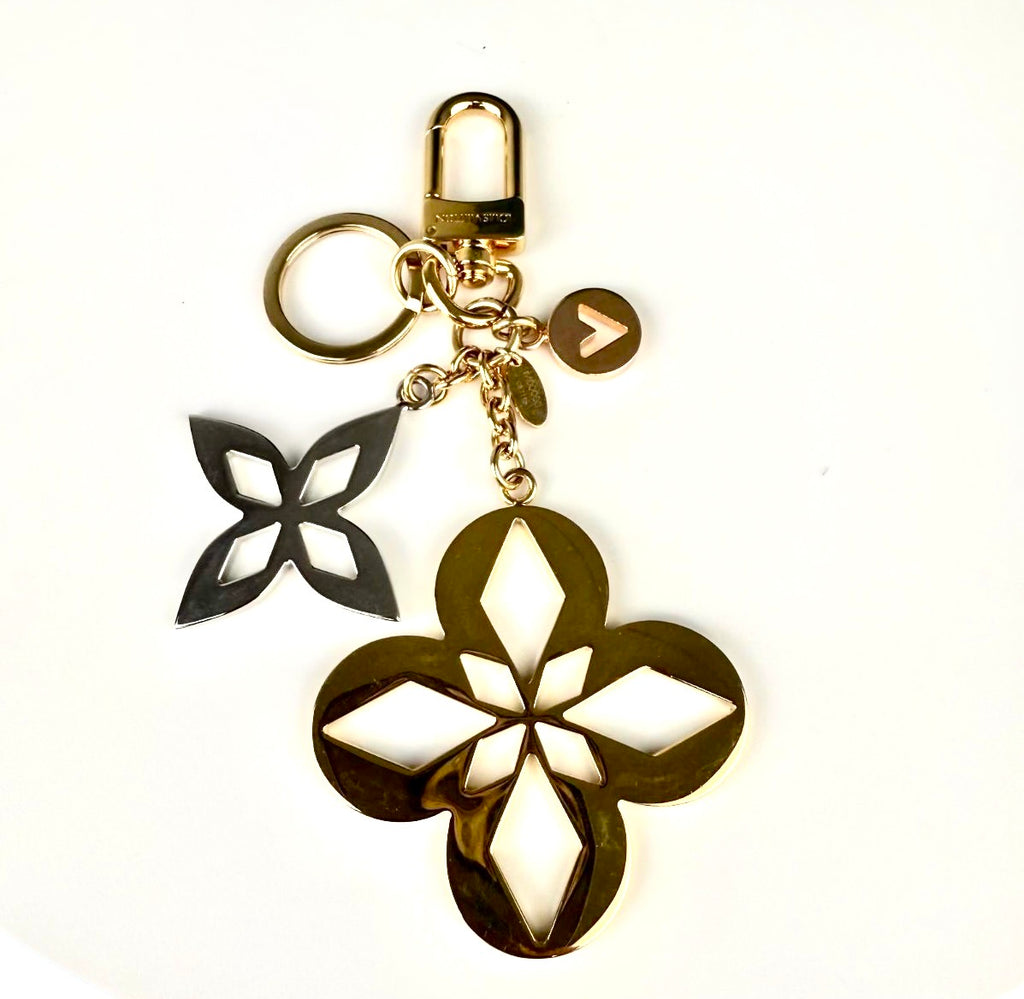 Pre-Owned Louis Vuitton Malletage Blossom Bag Charm Key Holder - Authenticated