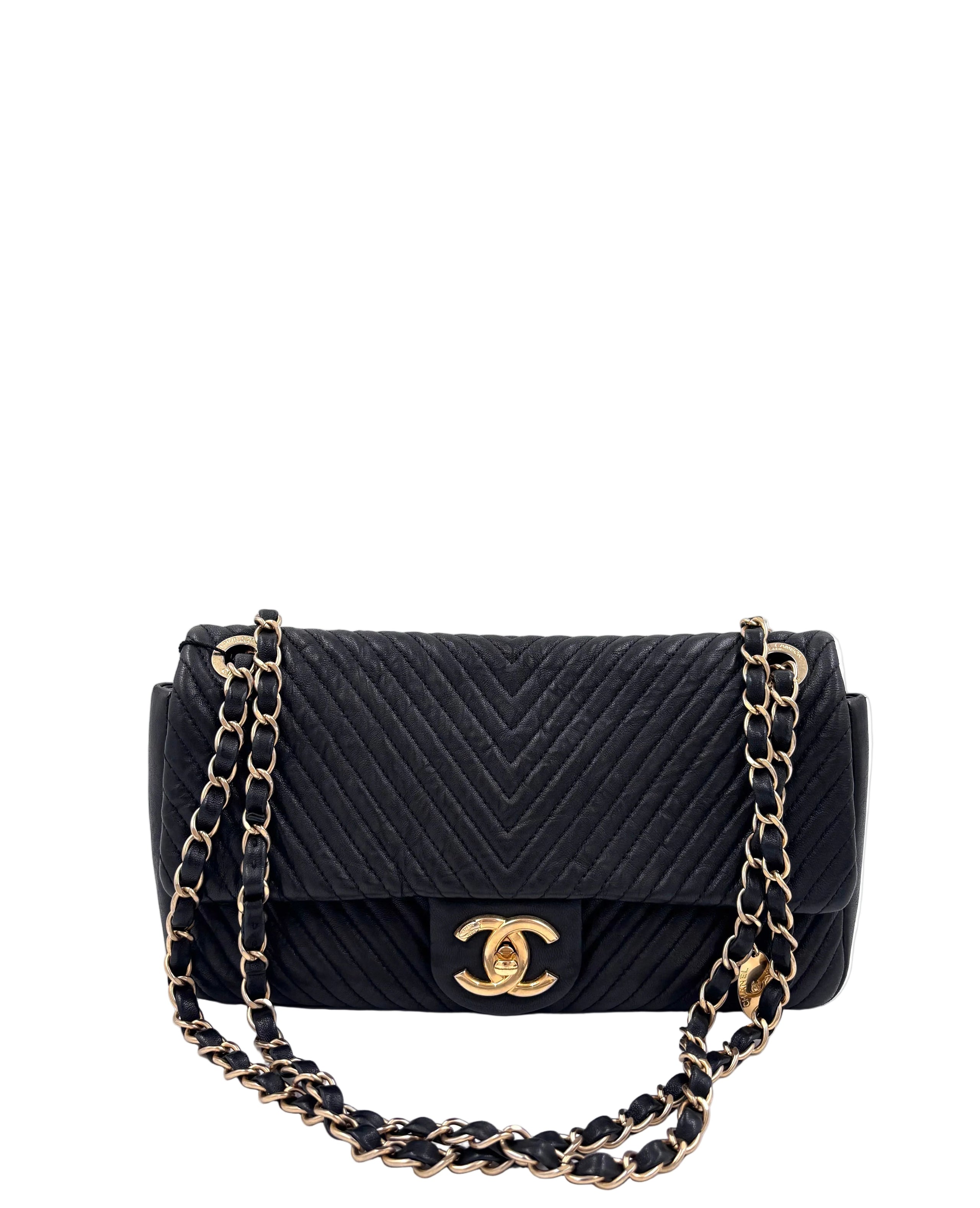 Pre-owned Chanel Medium Surpique Chevron Flap bag Black Gold-Tone Hardware - Authenticated