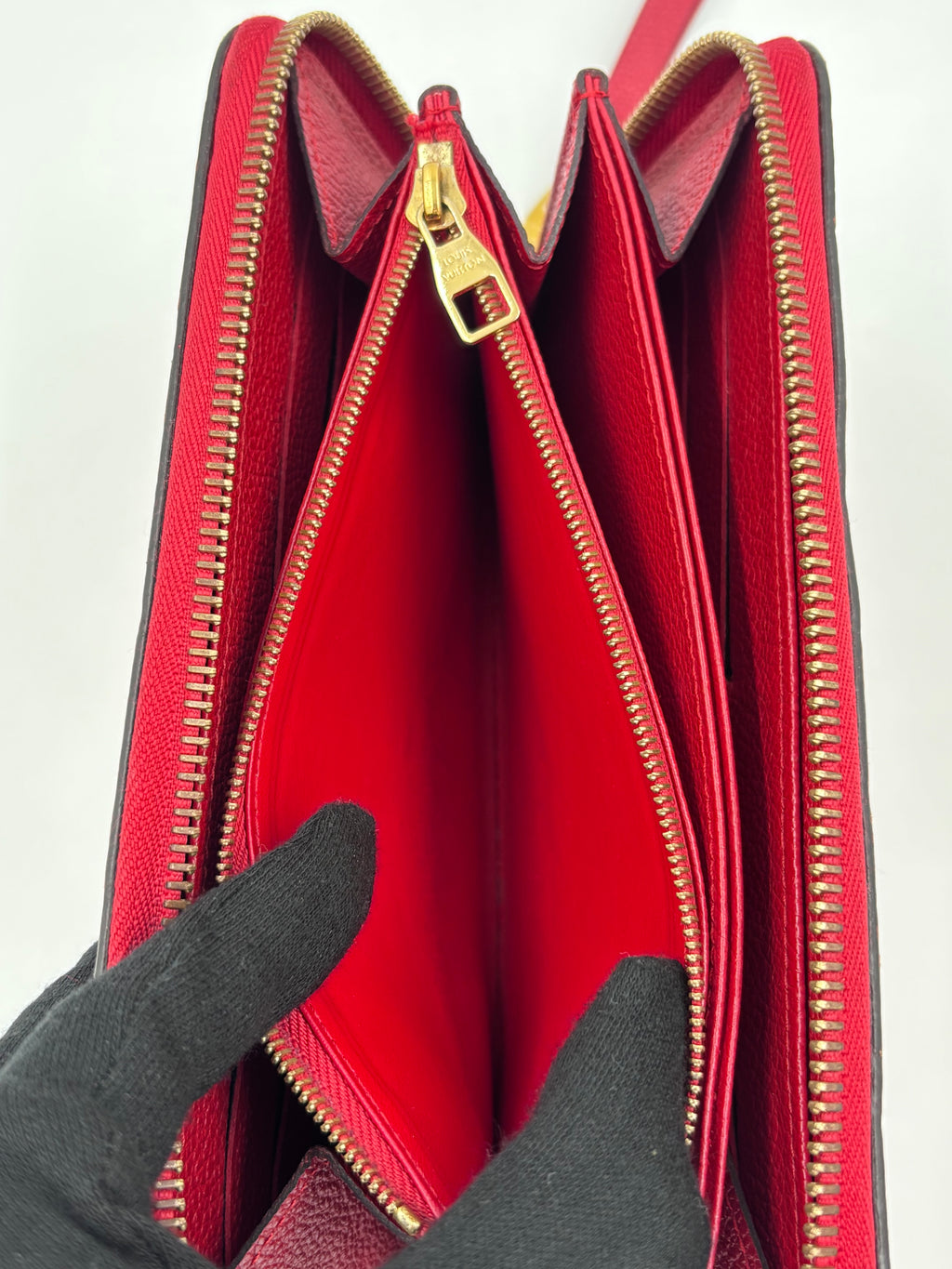 Pre-owned Louis Vuitton Monogram Empreinte Zippy Wallet Red - Authenticated