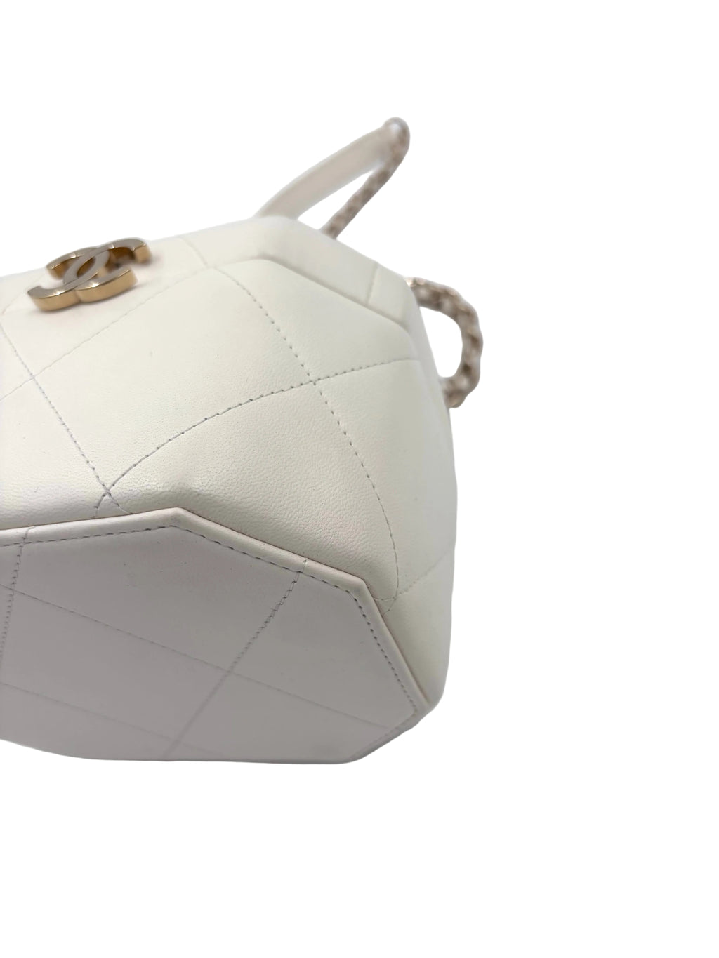 Pre-owned Chanel Vanity Case Small White Quilted Lambskin Top Handle Bag - Authenticated