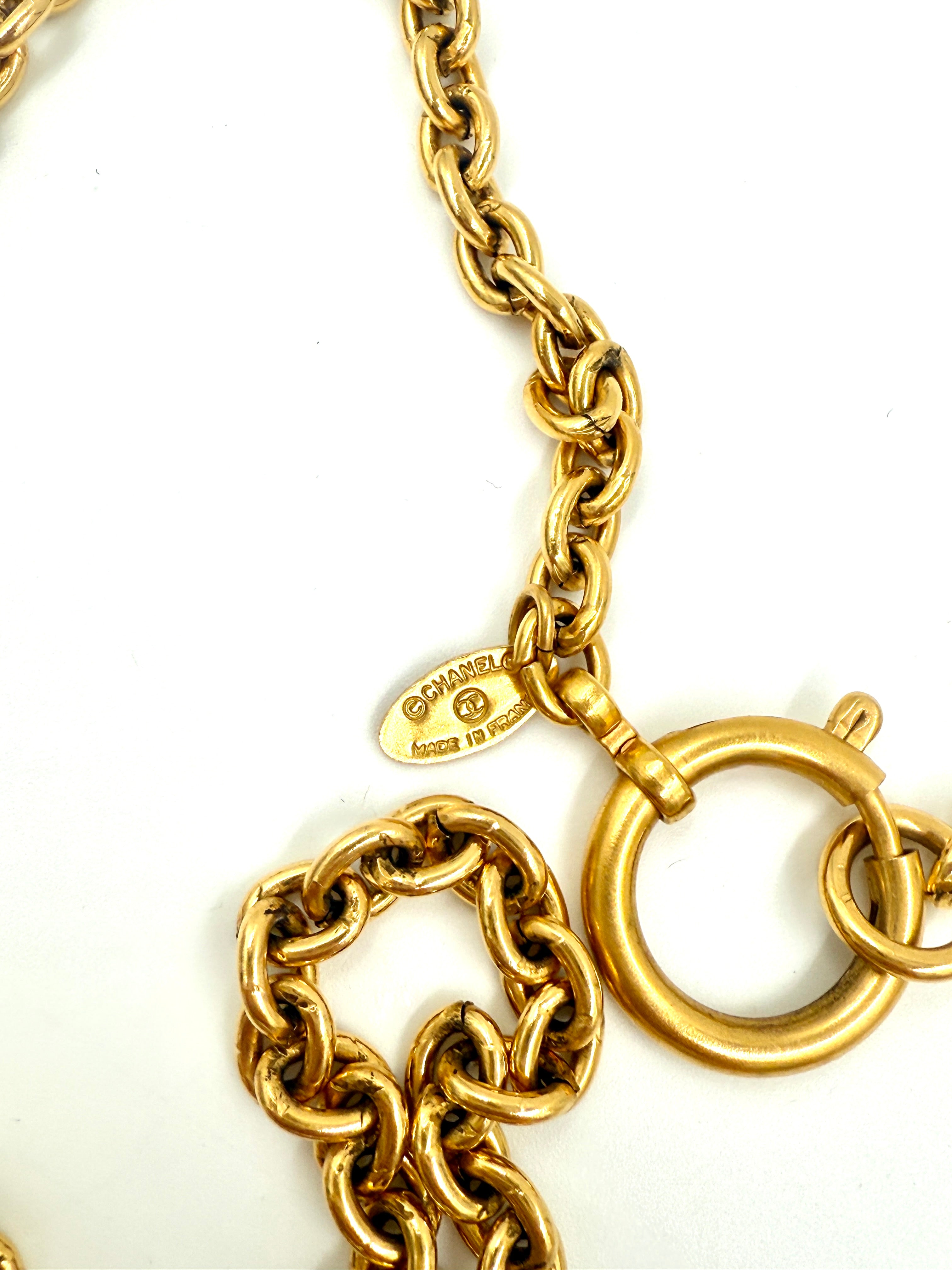 Pre-Owned Chanel Vintage Gold-Toned CC Pendant Necklace - Authenticated