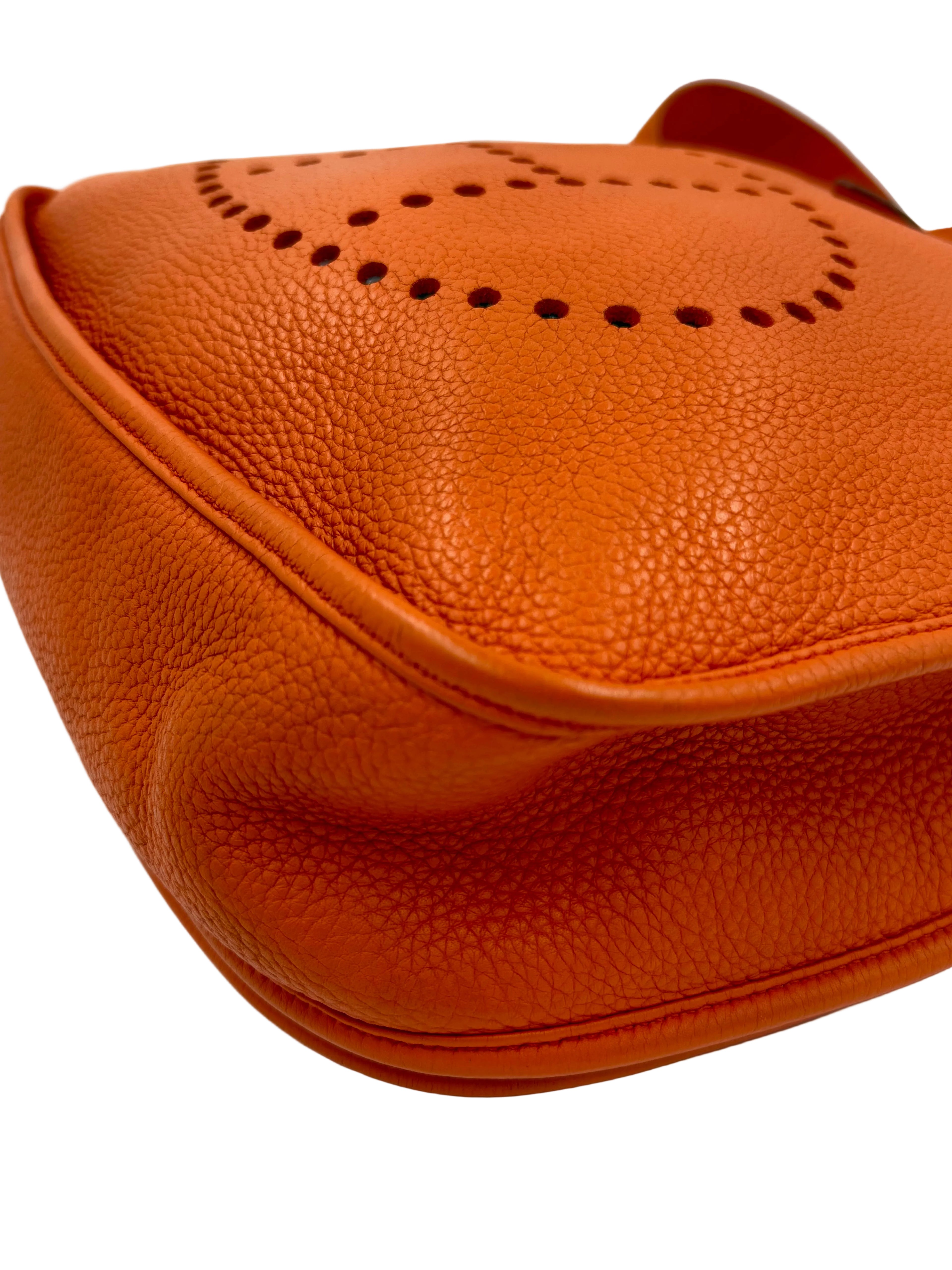 Pre-owned Hermès Evelyne GM Orange Calfskin Bag with Palladium Hardware - Authenticated