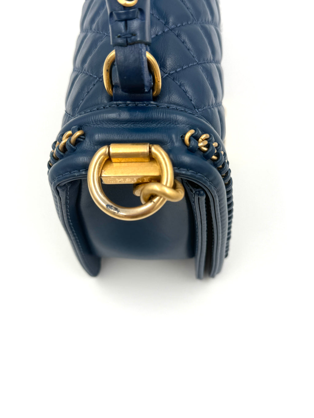 Pre-Owned Chanel Calfskin Medium Chain Around Top Handle Boy Bag Blue - Authenticated
