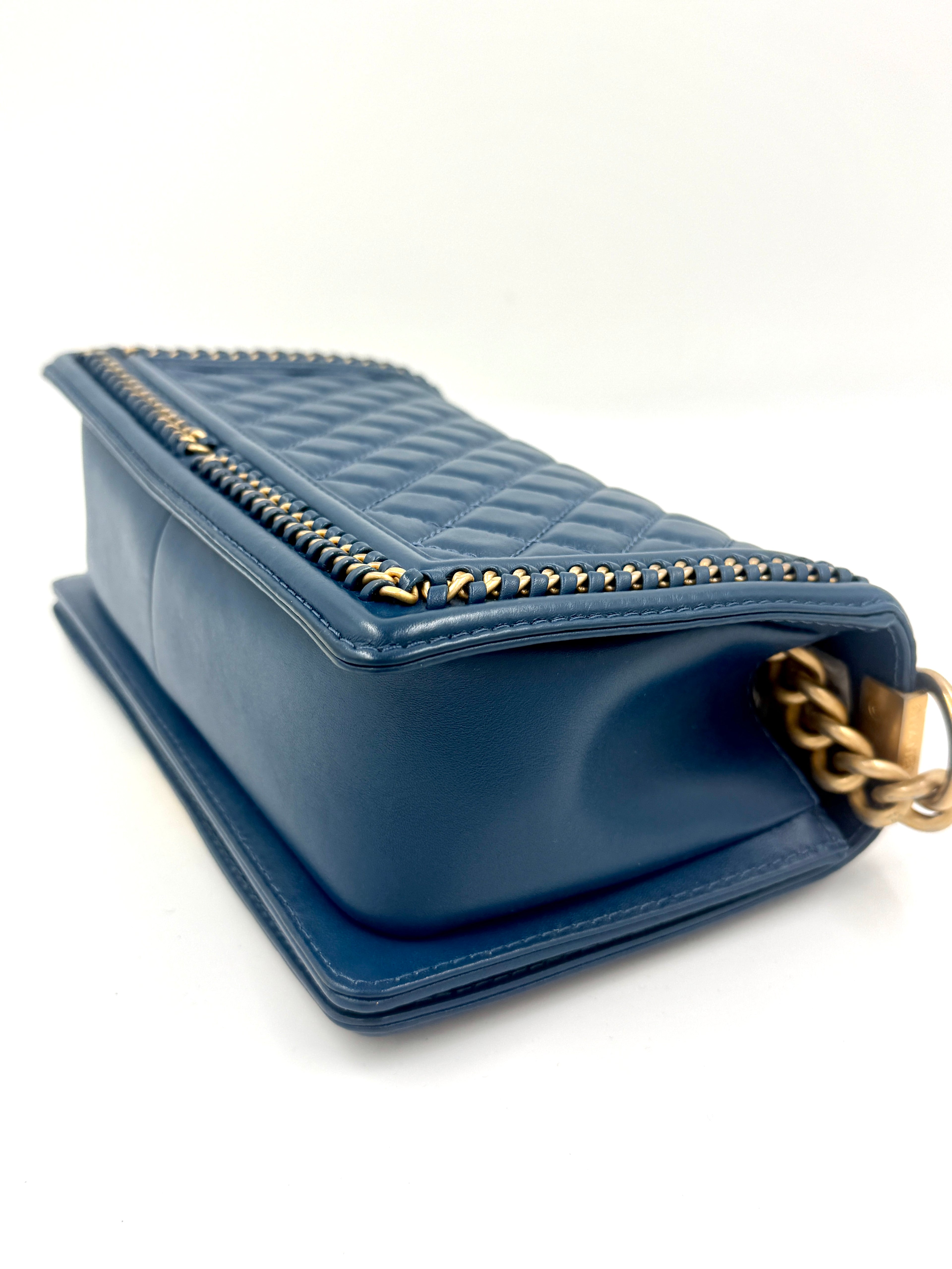Pre-Owned Chanel Calfskin Medium Chain Around Top Handle Boy Bag Blue - Authenticated