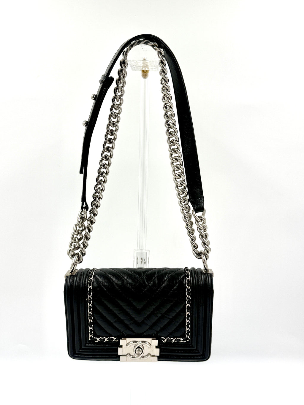 Pre-Owned Chanel Chain Around Boy Flap Bag Black Crinkled Calfskin  - Authenticated
