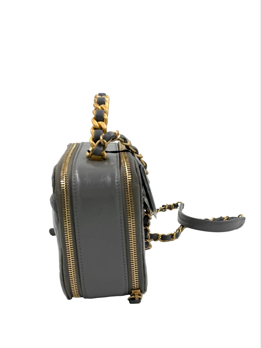 Pre-owned Chanel Shiny Gray Crumpled Calfskin Vanity Bag with Aged Gold Hardware - Authenticated
