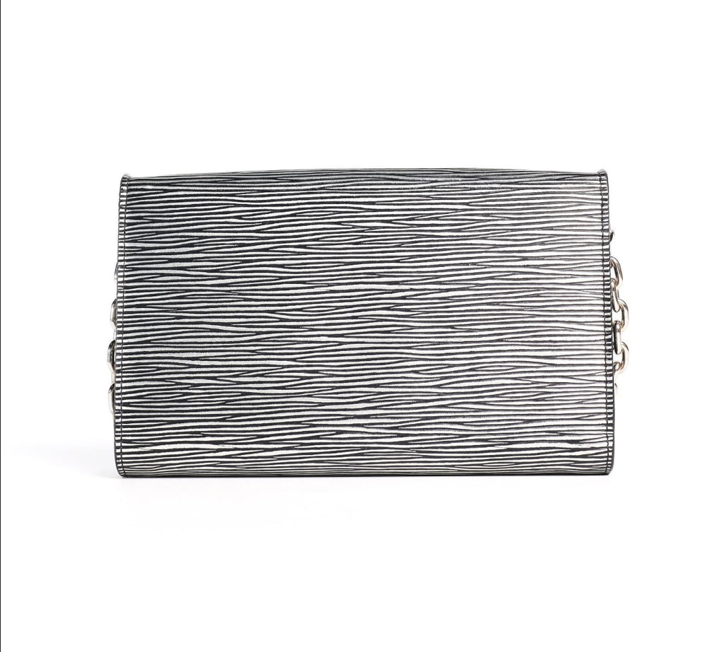 Pre-Owned Louis Vuitton Silver Epi Leather Wallet on Chain - Authenticated