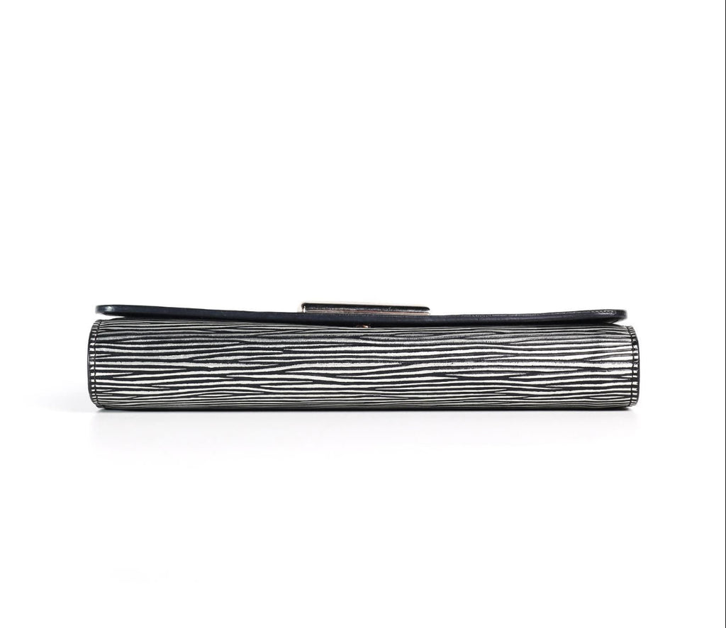 Pre-Owned Louis Vuitton Silver Epi Leather Wallet on Chain - Authenticated
