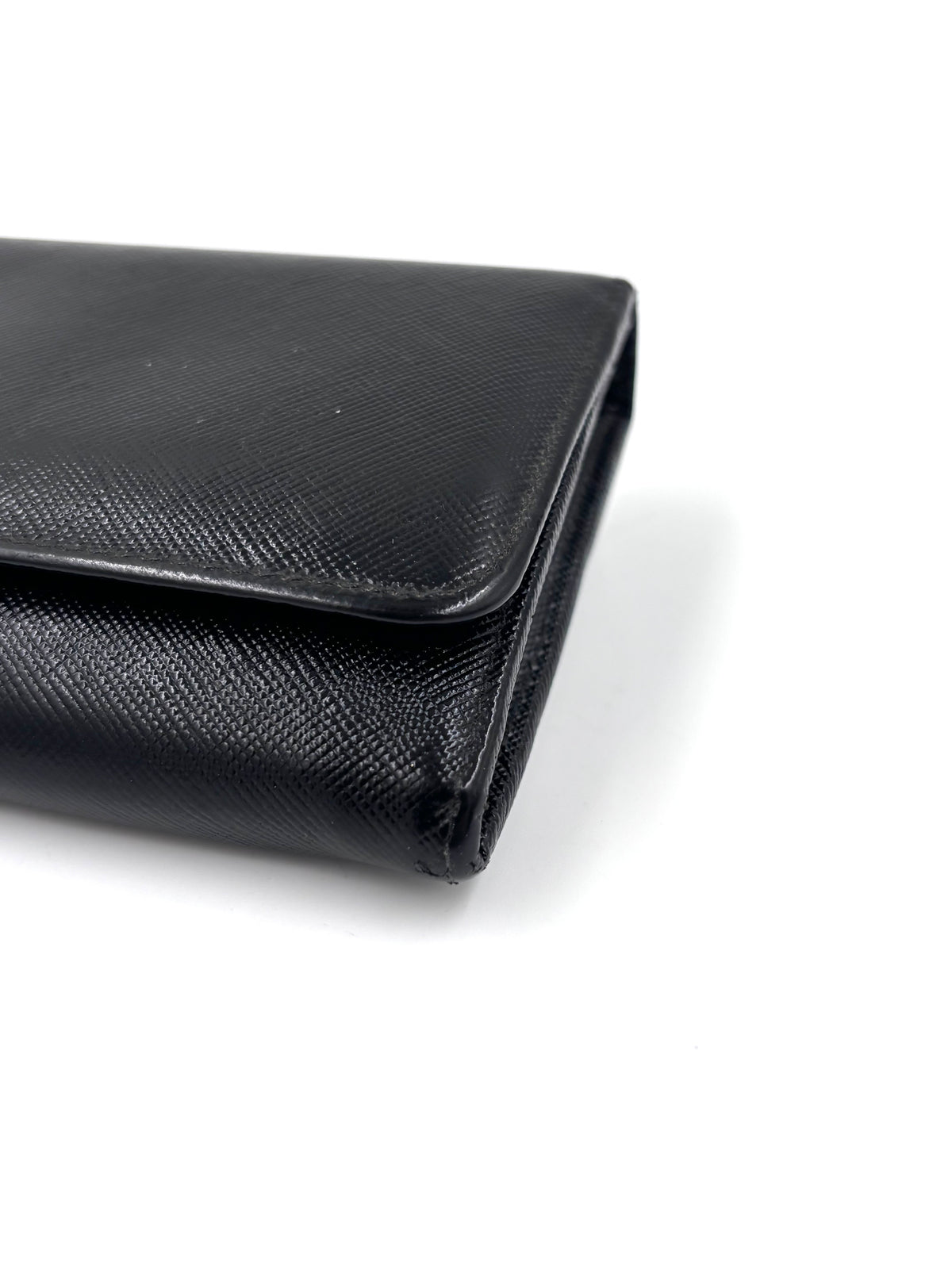 Pre-owned Prada Saffiano Leather Wallet in Black with Gold Hardware - Authenticated
