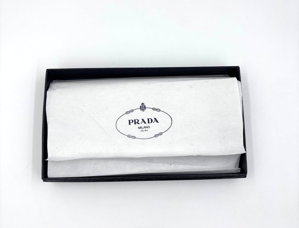 Pre-owned Prada Saffiano Leather Wallet in Black with Gold Hardware - Authenticated