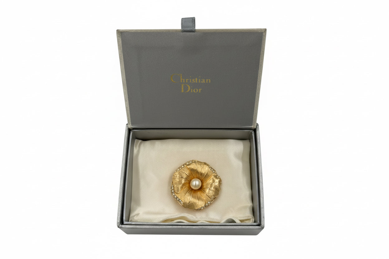Pre-Owned Vintage Christian Dior Gold Plated Flower Brooch - Authenticated