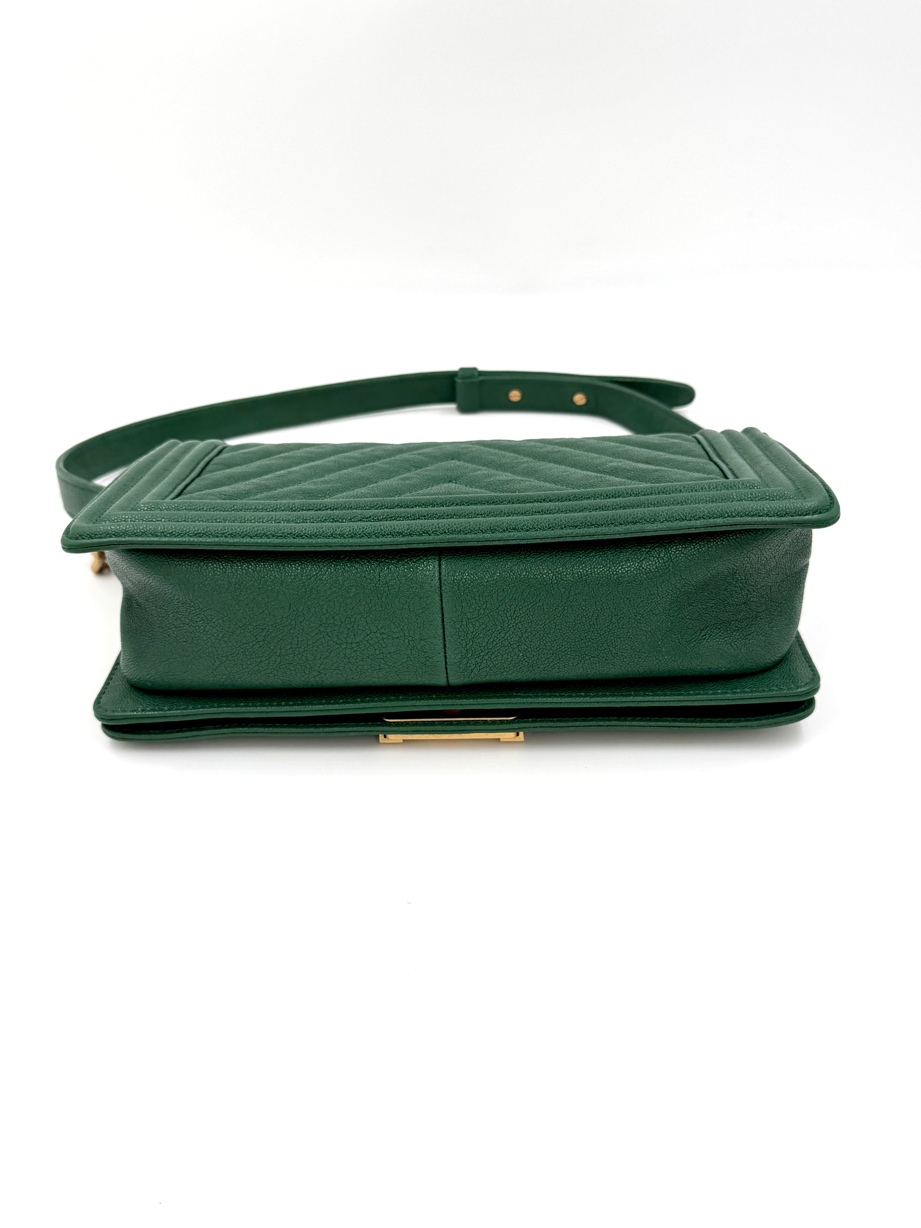 Pre-Owned Chanel Le Boy Bag Medium Green Chevron Caviar - Authenticated