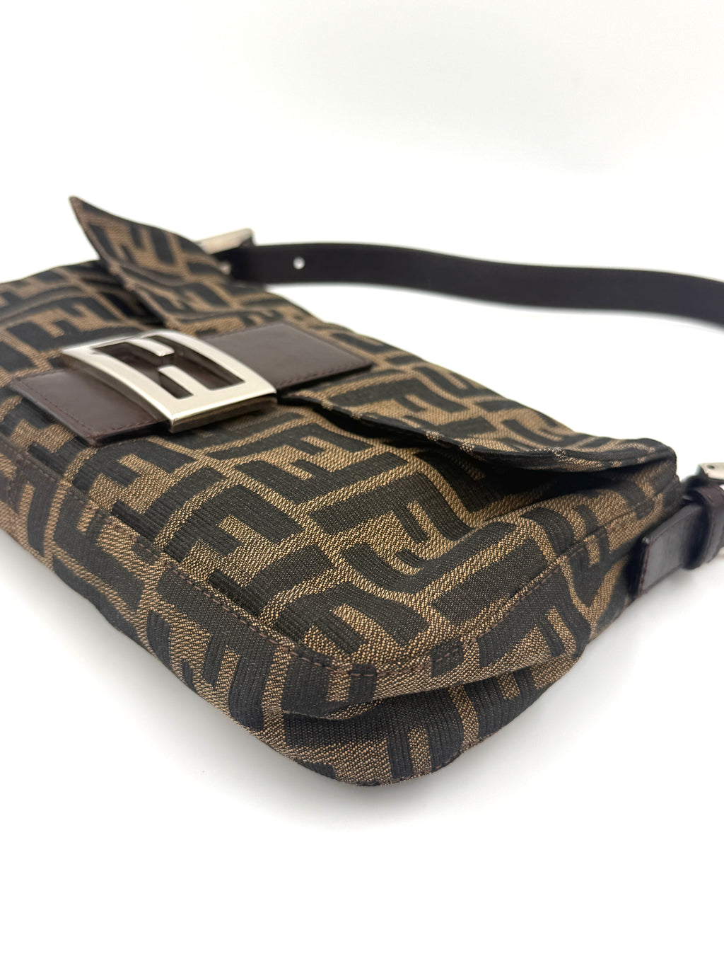 Pre-Owned Fendi Baguette Classic Zucca Print Fendi Monogram - Authenticated