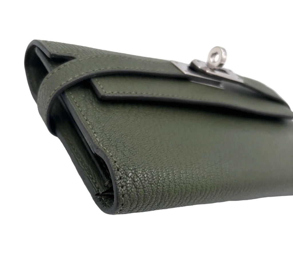 Pre-owned Hermès Kelly Wallet in Olive Green with Sliver Hardware - Authenticated