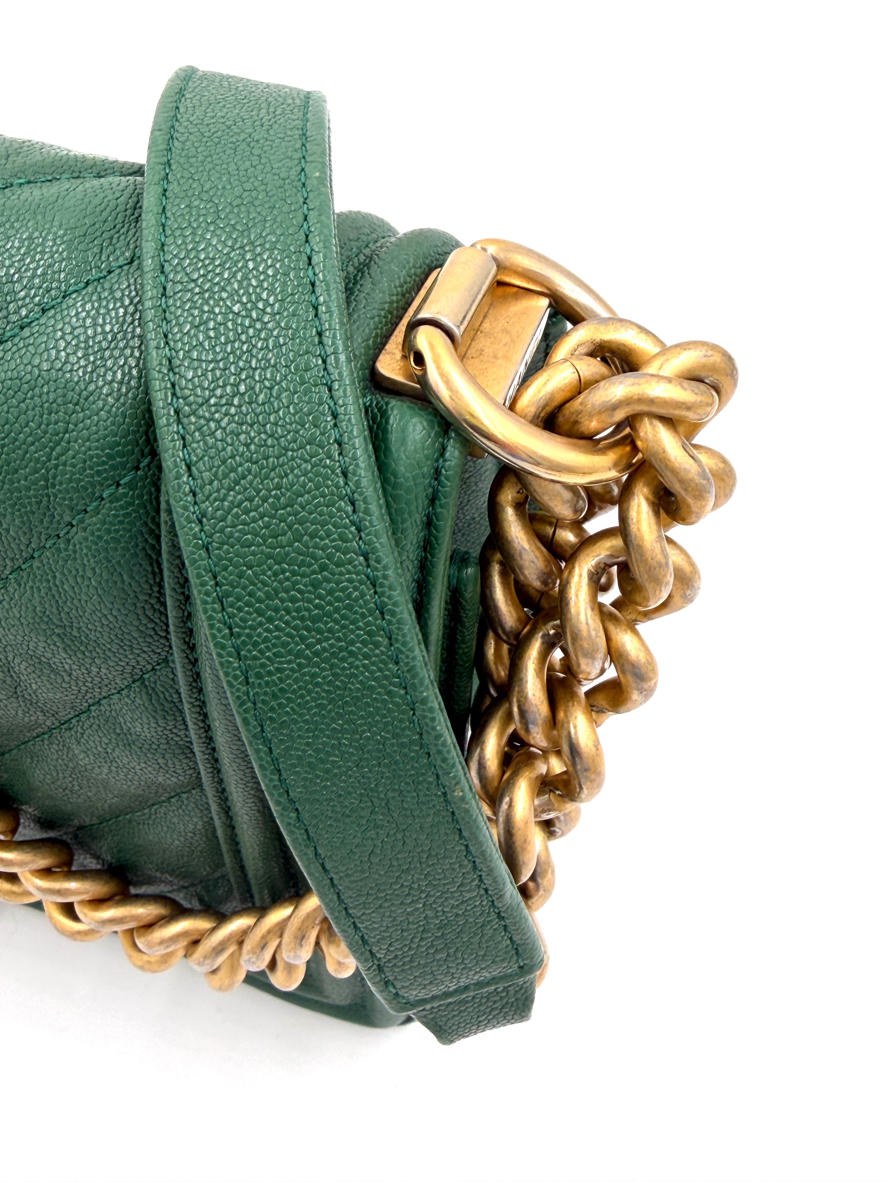 Pre-Owned Chanel Le Boy Bag Medium Green Chevron Caviar - Authenticated