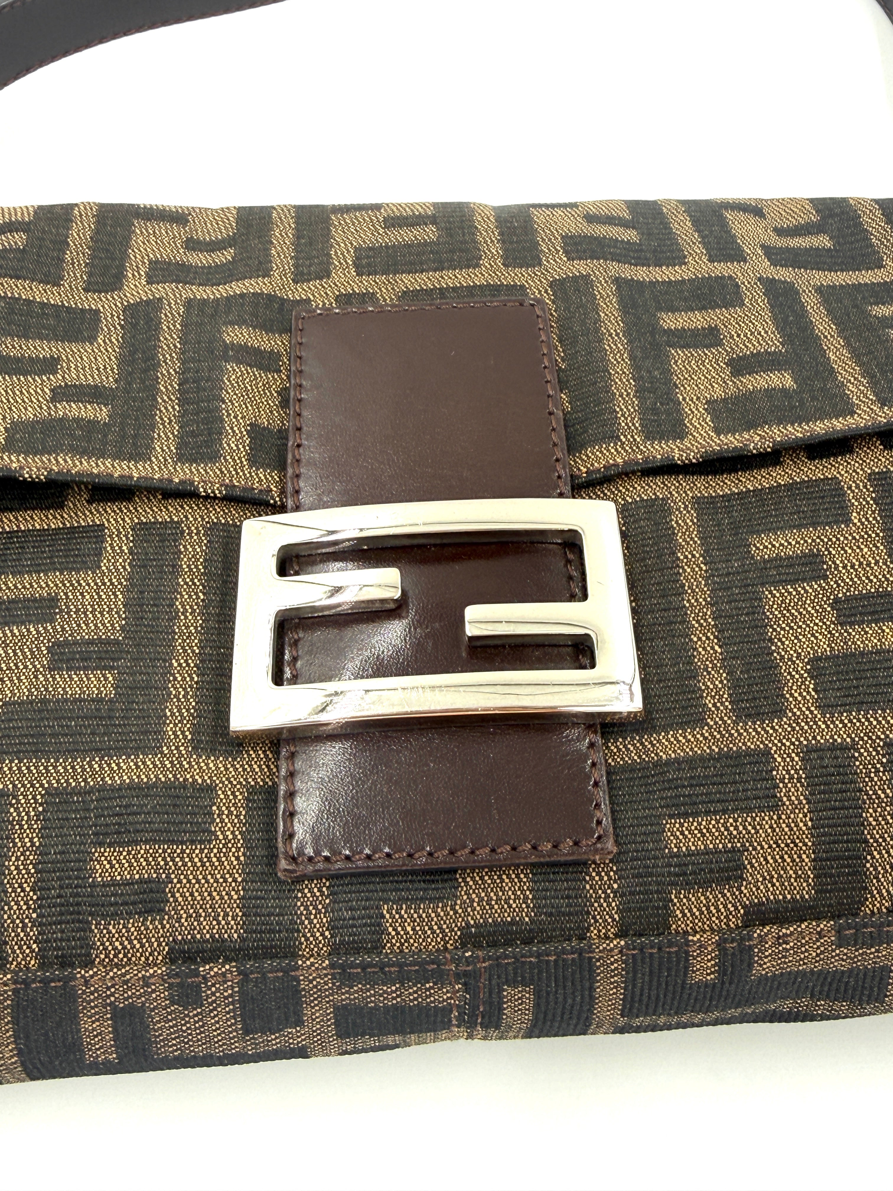 Pre-Owned Fendi Baguette Classic Zucca Print Fendi Monogram - Authenticated