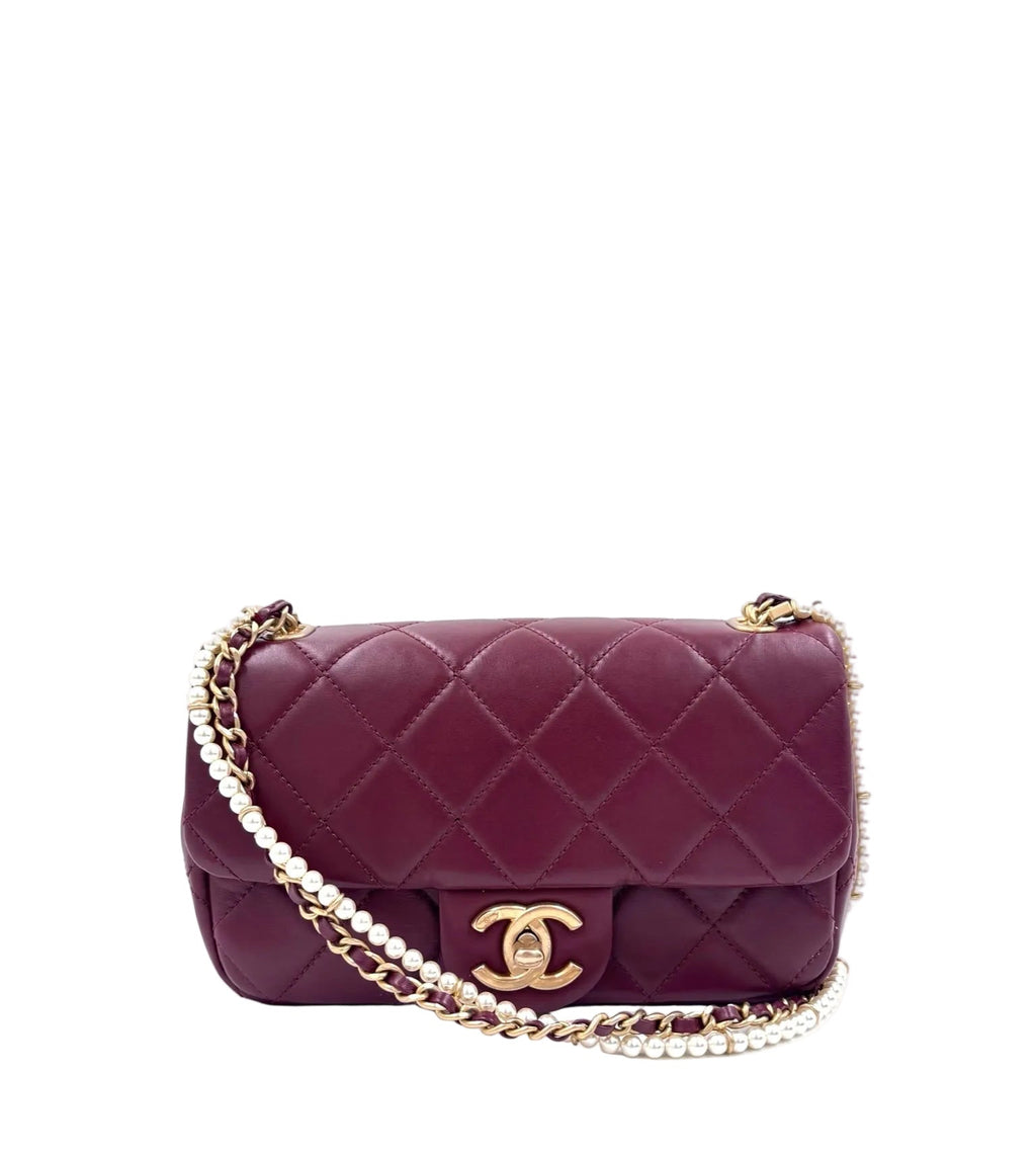 Pre-owned Chanel Burgundy Quilted Lambskin Flap Bag - Authenticated