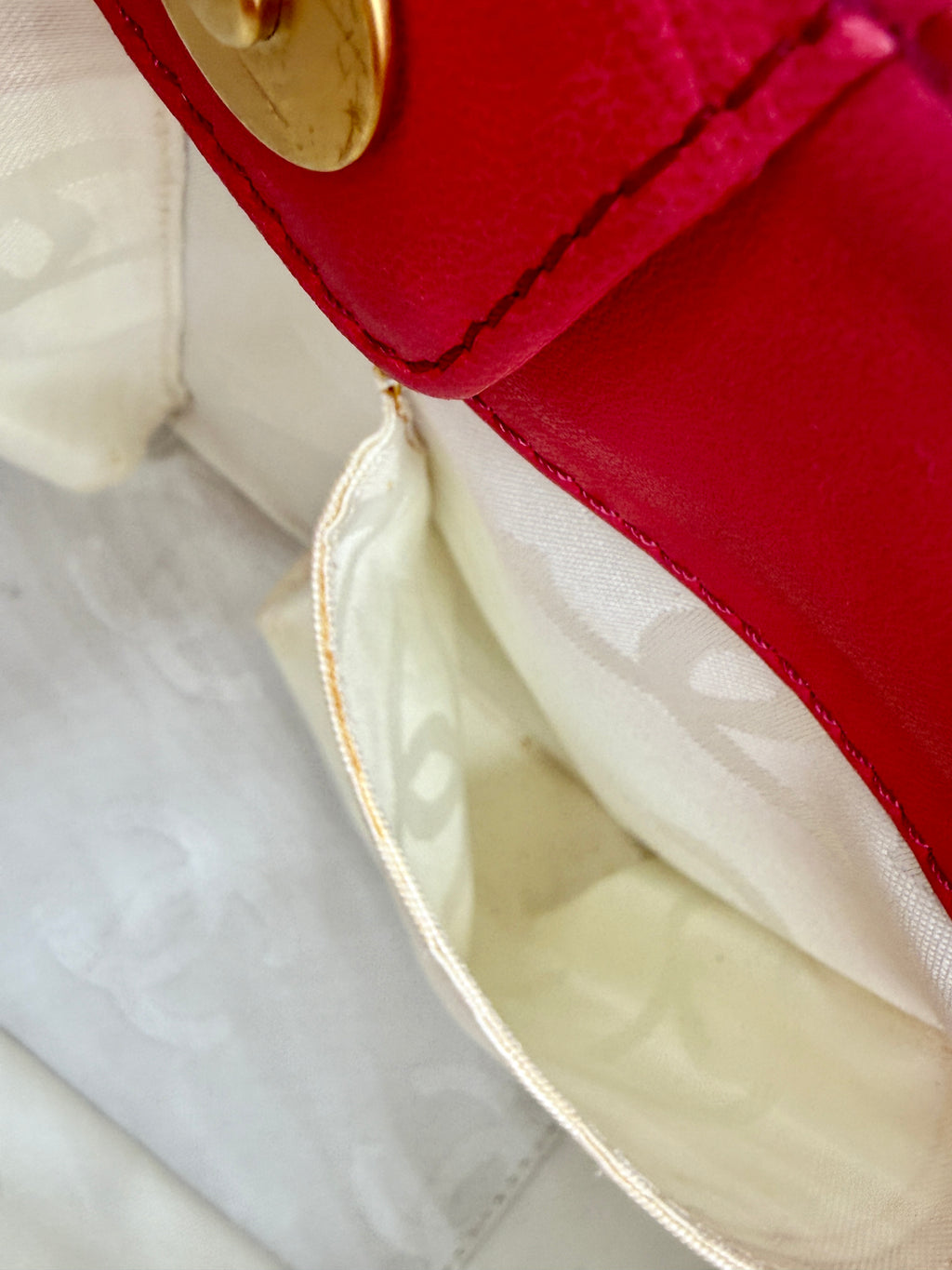 Pre-Owned Chanel Vintage Triple C Red Patent Leather Tote 2004-2005 Collection - Authenticated