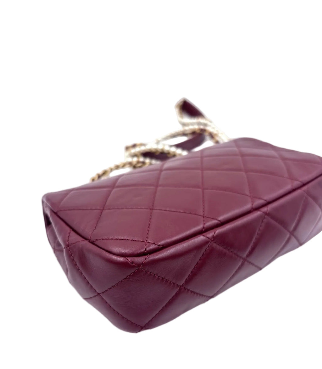 Pre-owned Chanel Burgundy Quilted Lambskin Flap Bag - Authenticated