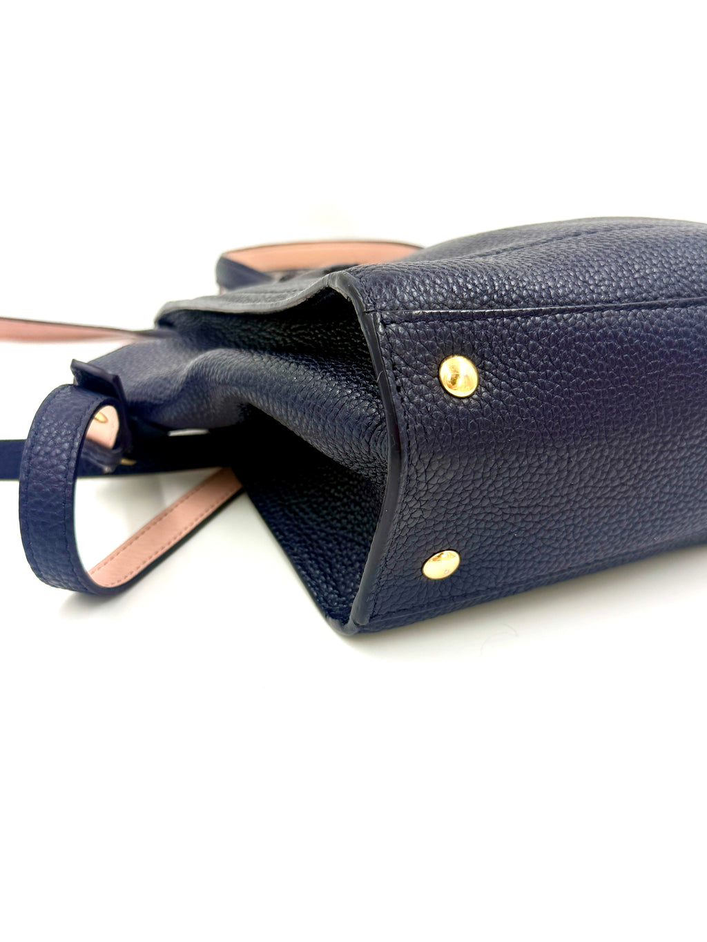 Pre-Owned Salvatore Ferragamo Navy Blue AMY Tote - Authenticated