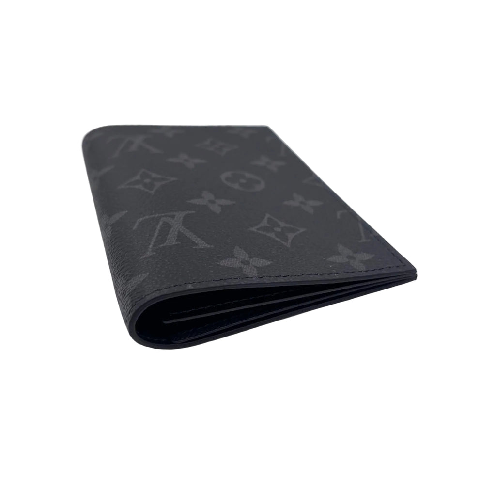 Pre-owned Louis Vuitton Monogram Eclipse Passport Cover