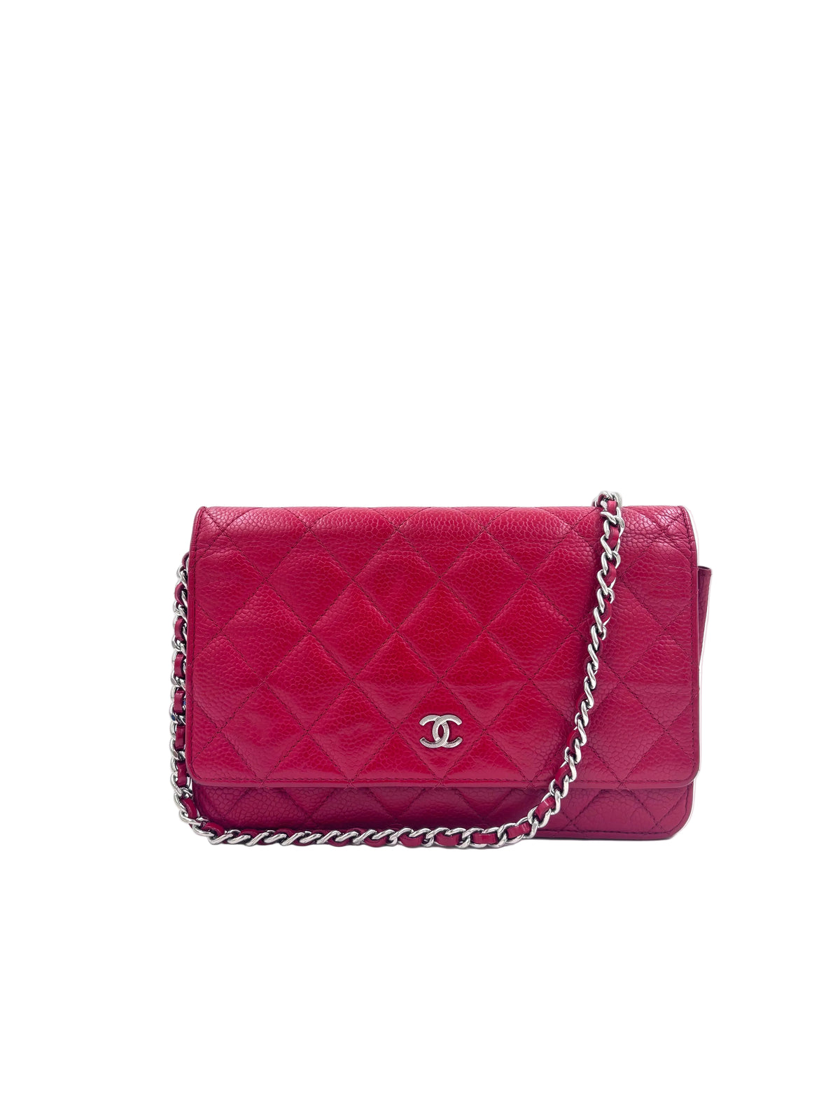 Pre-Owned Chanel Classic Wallet On Chain (WOC) Red Quilted Caviar Leather - Authenticated
