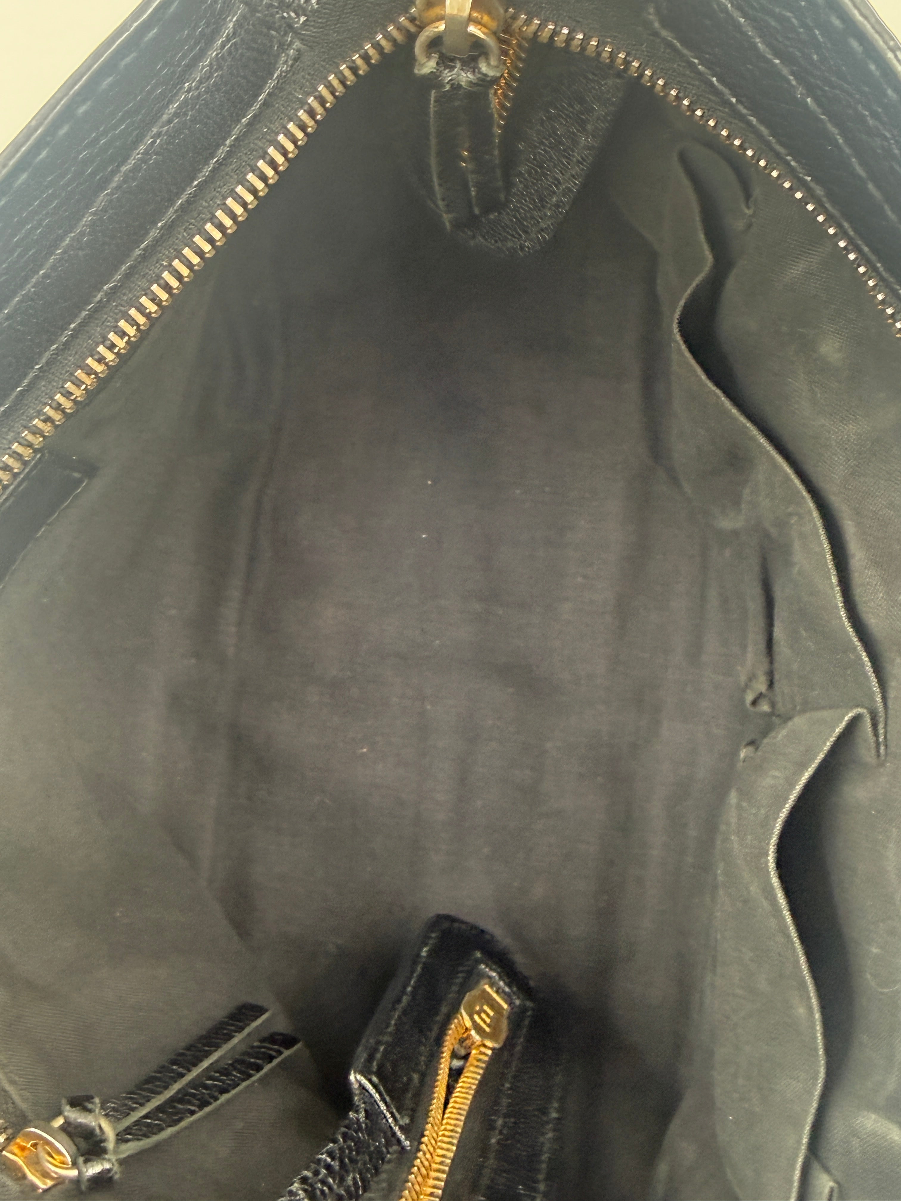 Pre-Owned Balenciaga Black Agneau Gold Metallic Edge Classic City Bag Small - Authenticated