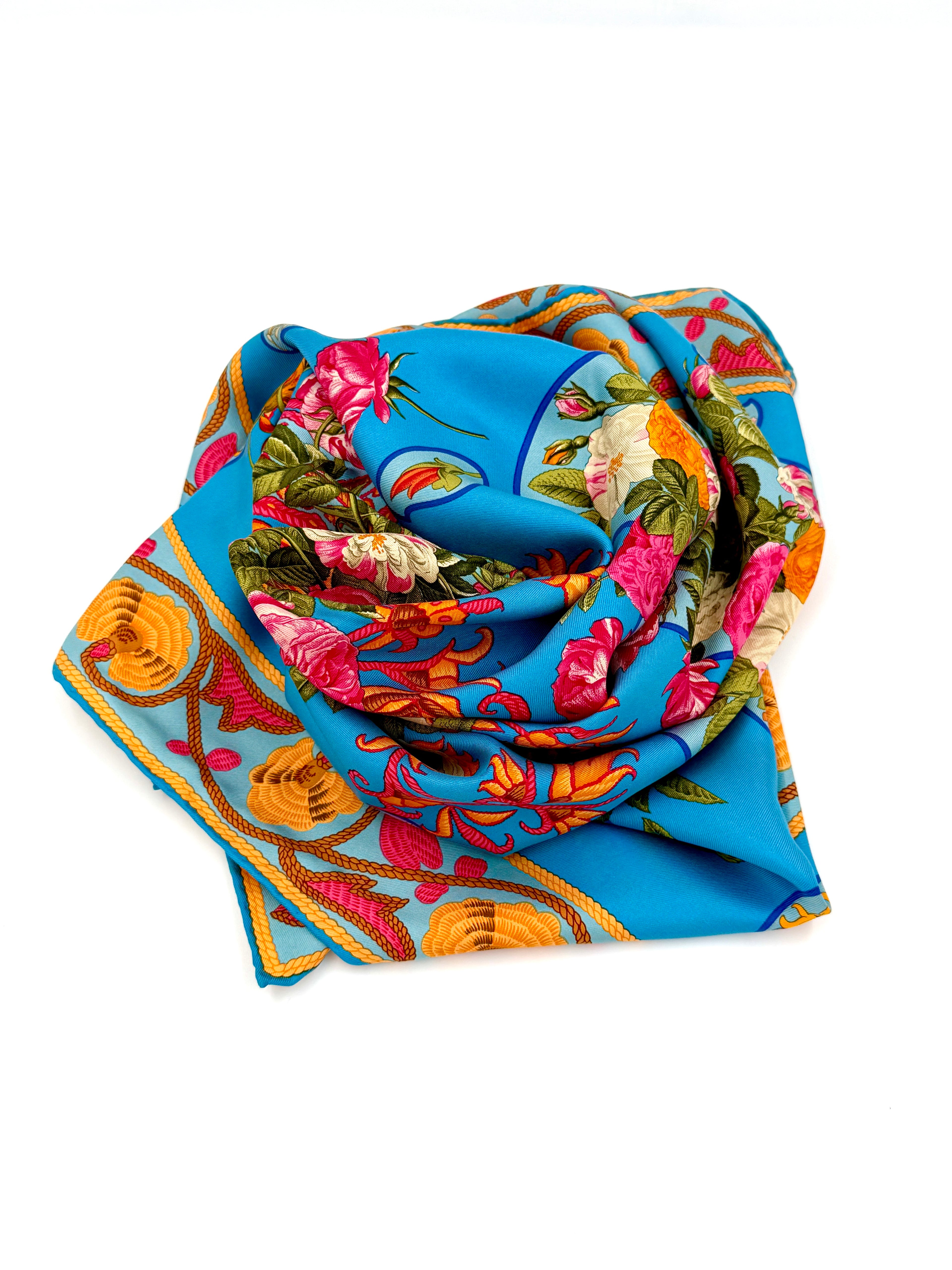 Pre-owned Gucci Blue Silk Floral and Paisley Scarf - Authenticated