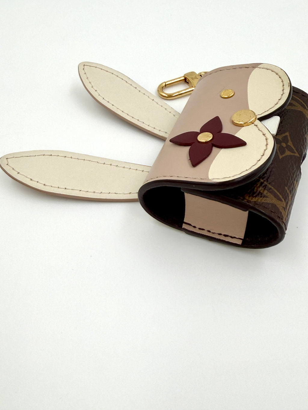 Pre-owned Louis Vuitton Rabbit Etui Airpods Pro Case Bag Charm - Authenticated