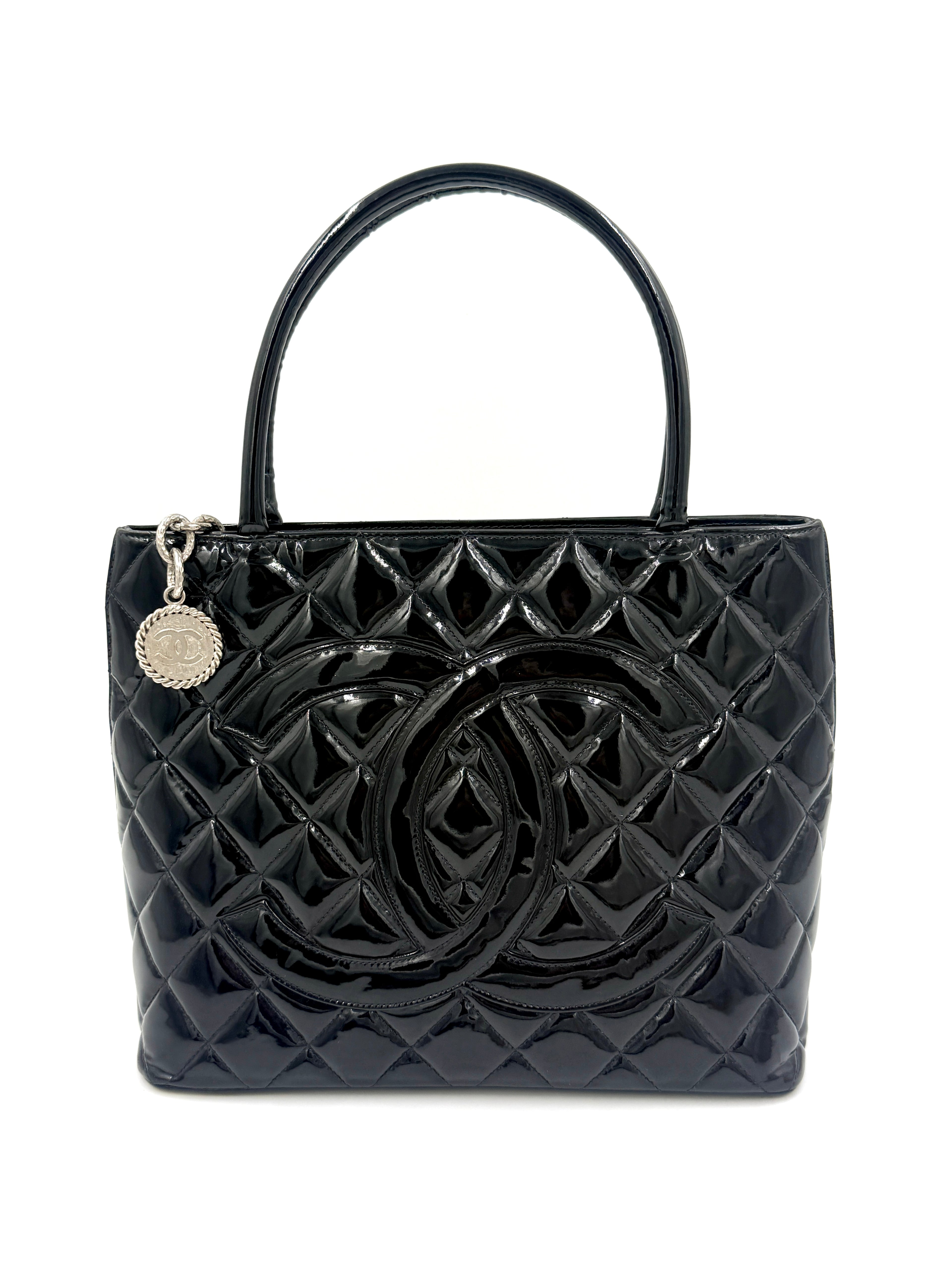 Pre-Owned Chanel Black Quilted Patent Leather Medallion Tote Bag with Silver Hardware - Authenticated