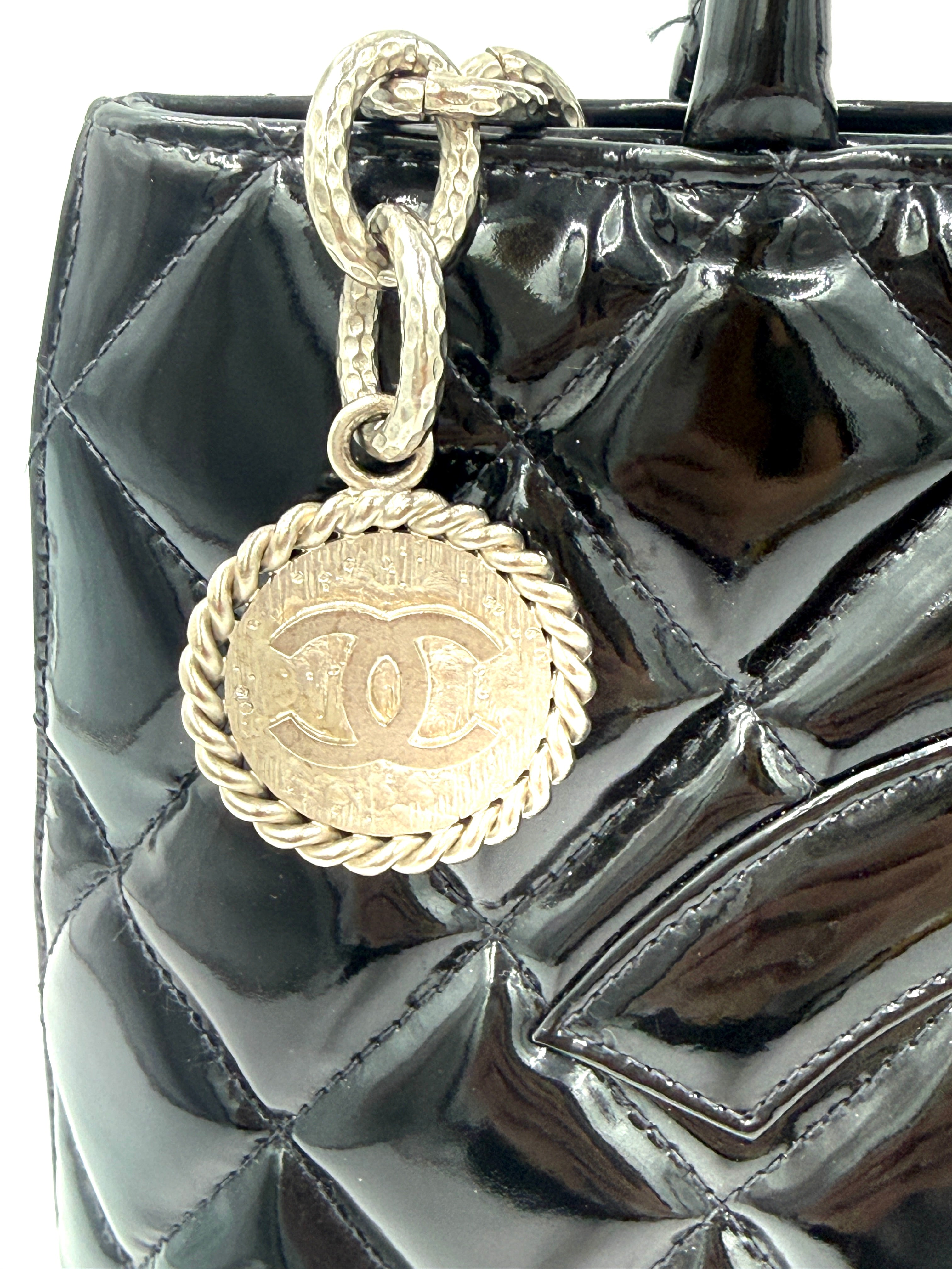 Pre-Owned Chanel Black Quilted Patent Leather Medallion Tote Bag with Silver Hardware - Authenticated