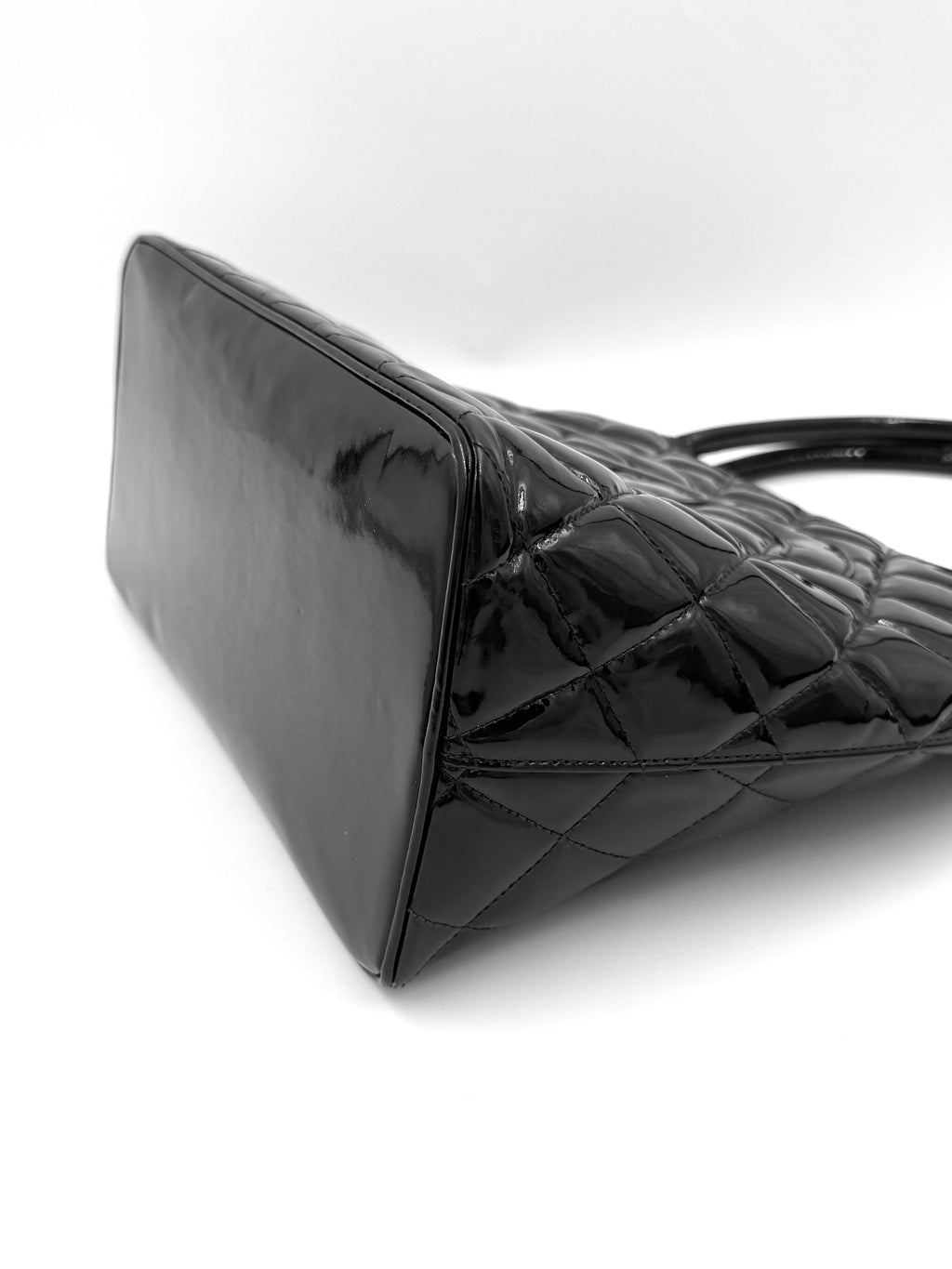 Pre-Owned Chanel Black Quilted Patent Leather Medallion Tote Bag with Silver Hardware - Authenticated