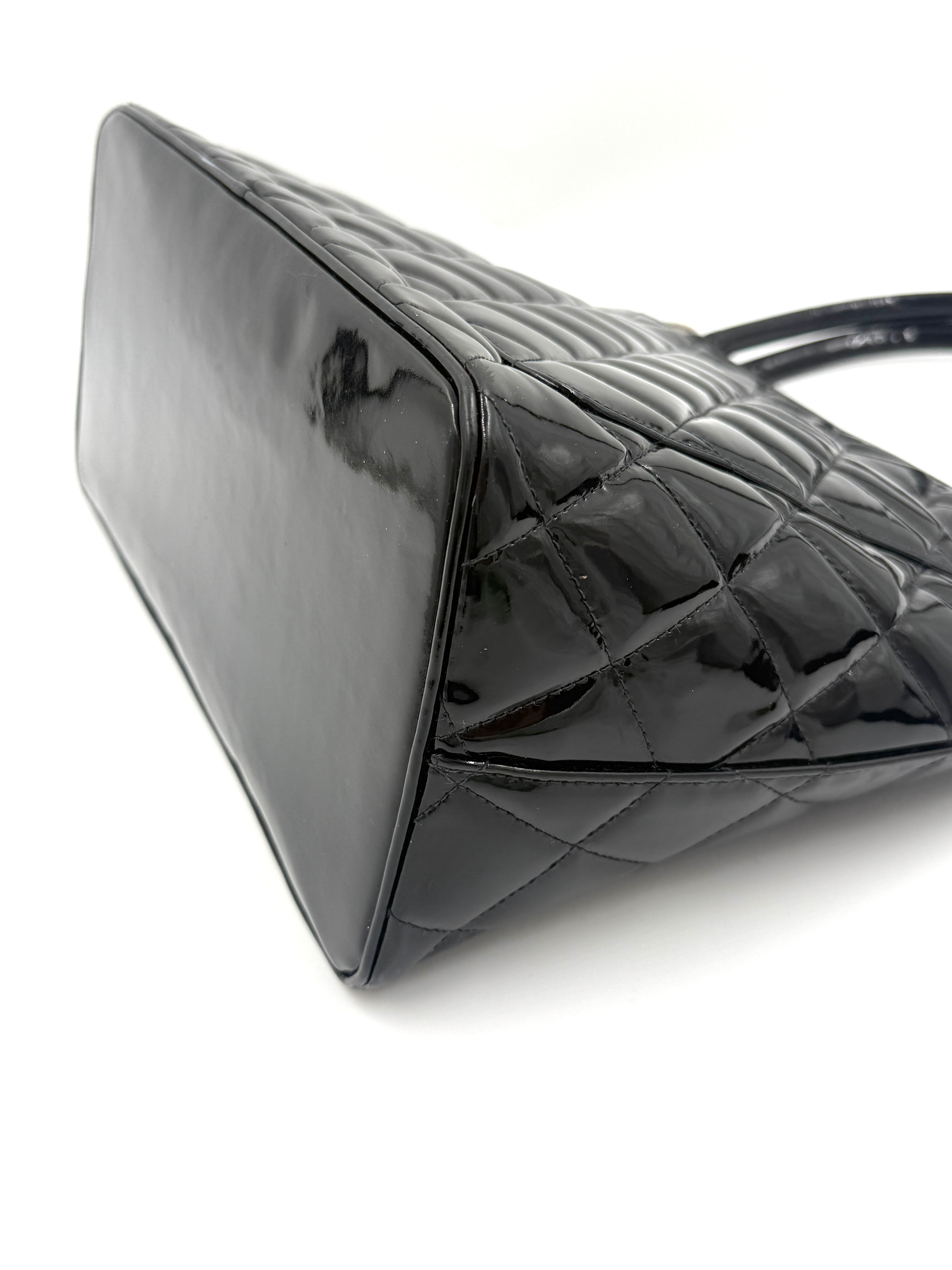 Pre-Owned Chanel Black Quilted Patent Leather Medallion Tote Bag with Silver Hardware - Authenticated