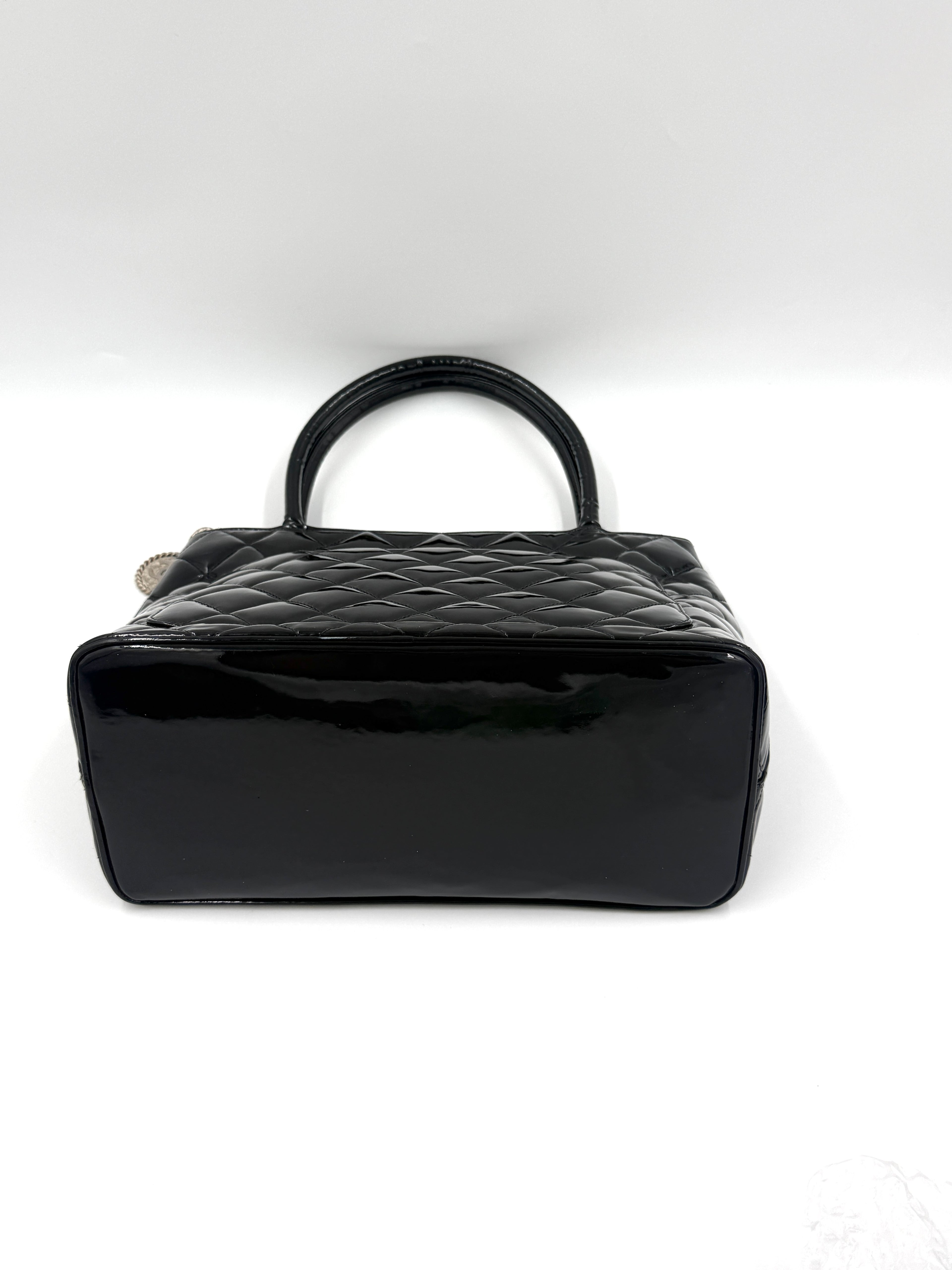 Pre-Owned Chanel Black Quilted Patent Leather Medallion Tote Bag with Silver Hardware - Authenticated
